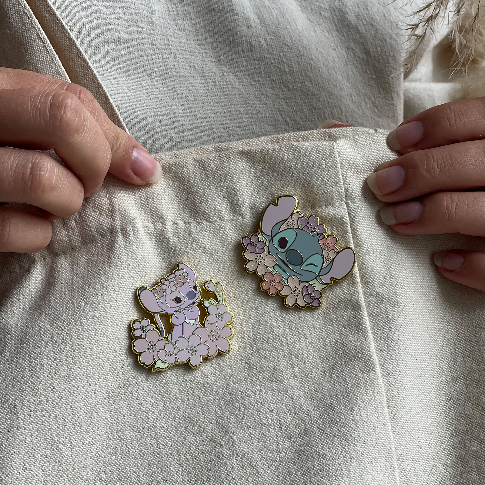 Lilo & Stitch - Angel en Stitch Kersenbloesem Mystery Pin