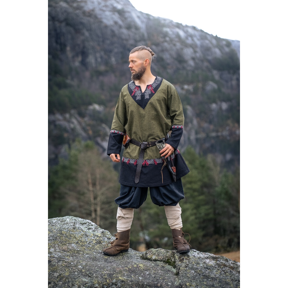 Tunique viking médiévale Freydis olive