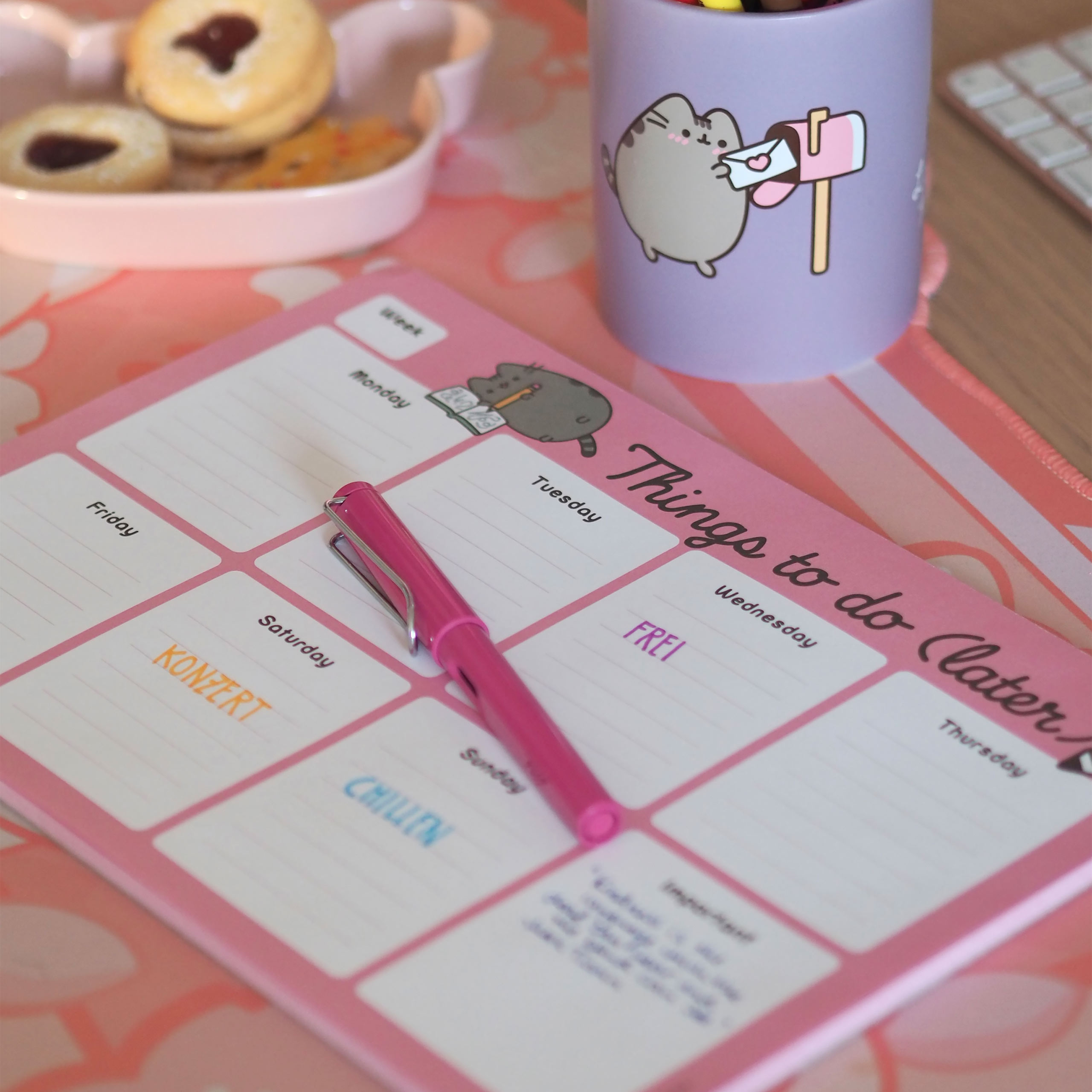 Pusheen - Things To Do Later Weekly Planner