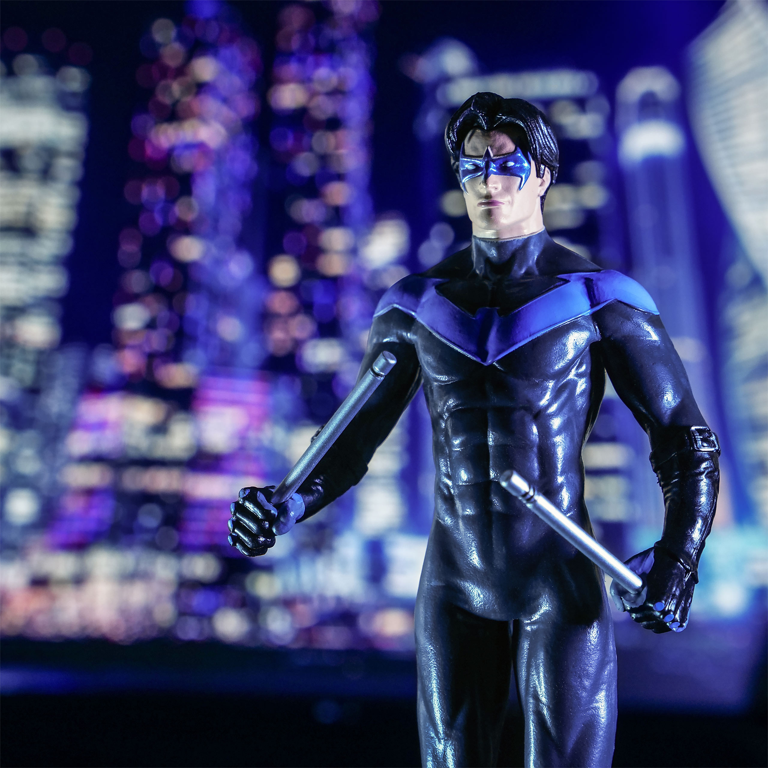 Batman - Nightwing Bendyfigs Figur 18 cm
