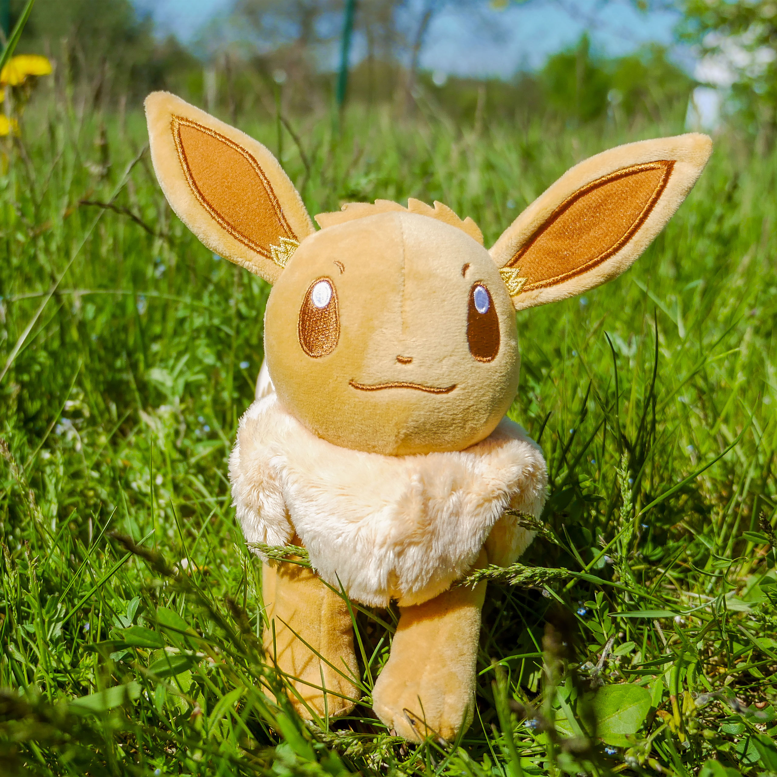 Pokemon - Figurine en peluche monochrome Eevee 22 cm