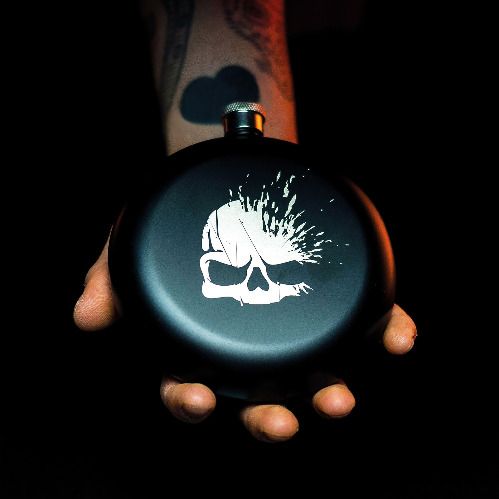 Call of Duty - Skull Logo Flask