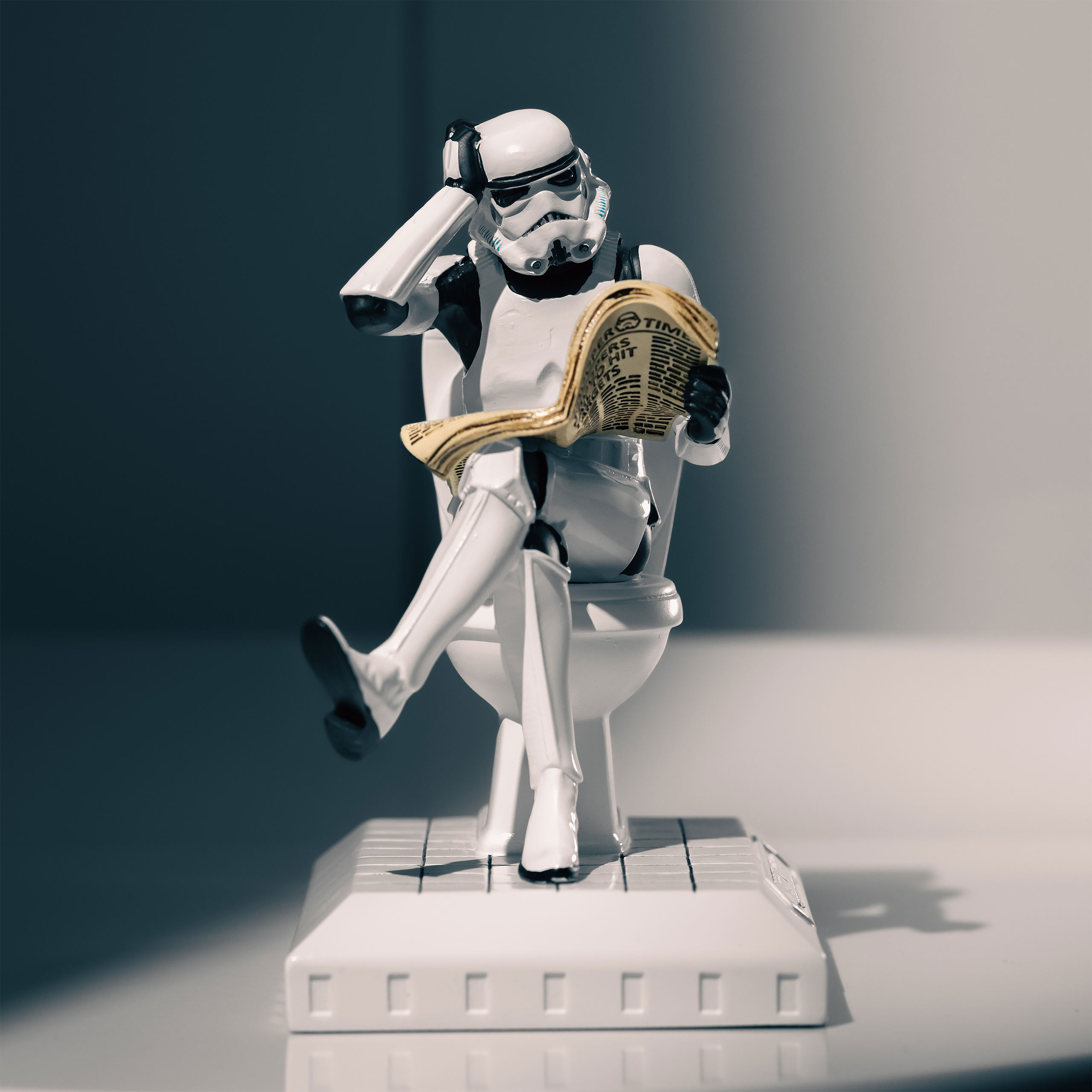 Figurine Stormtrooper Pooper Trooper - Version Humoristique, Résine Peinte Main, Licence Officielle Star Wars