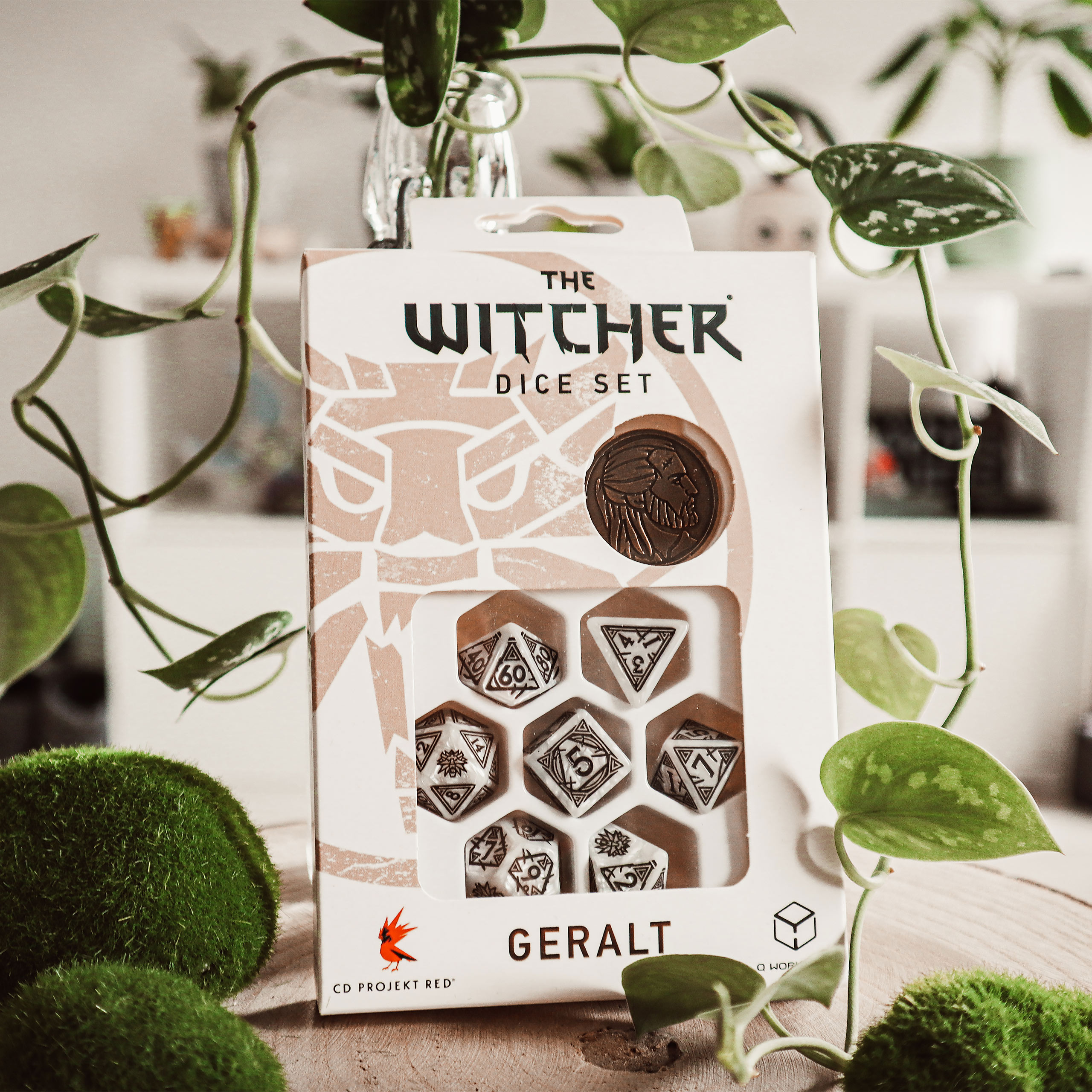 Witcher - Geralt White Wolf RPG Würfel Set 7tlg mit Sammlermünze