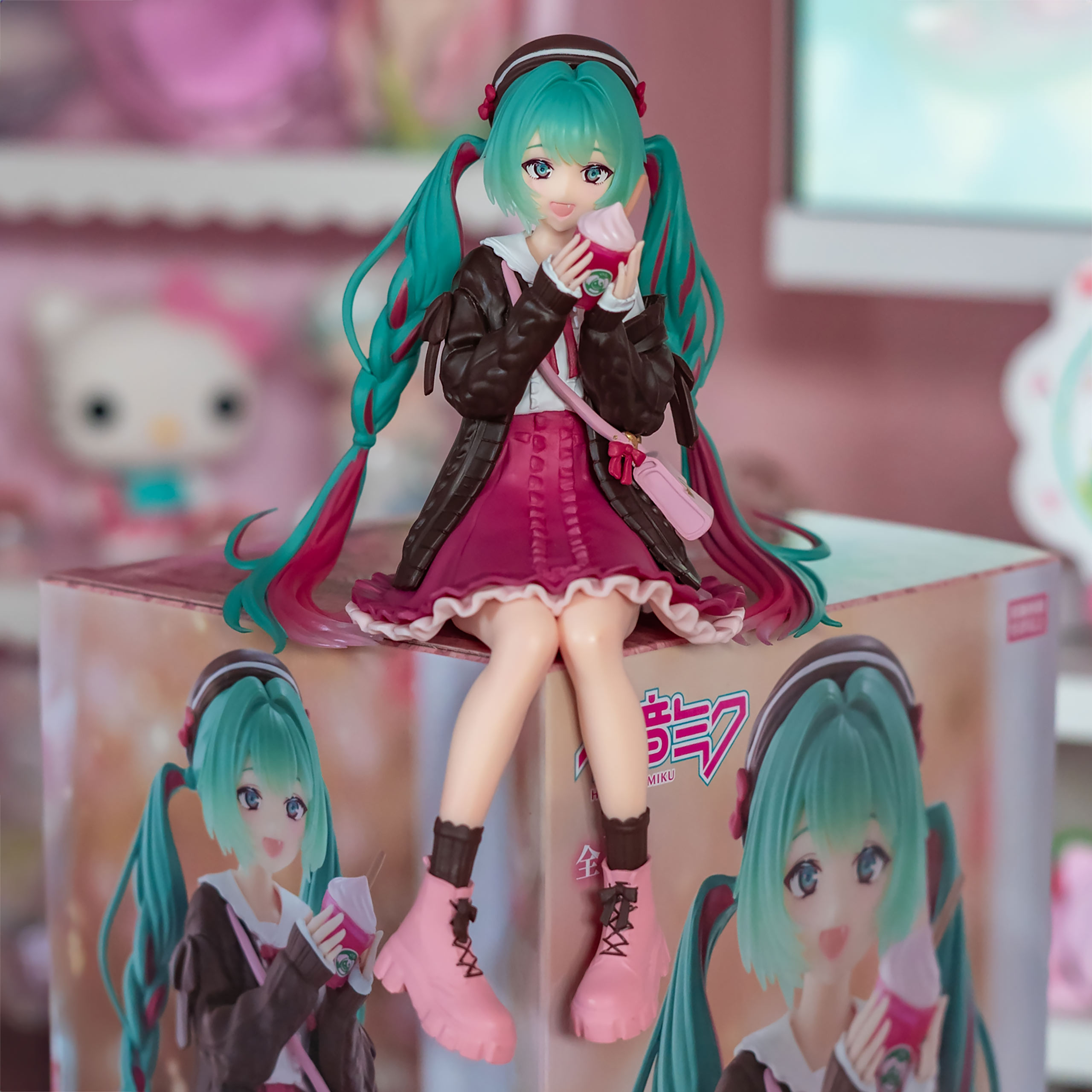 Hatsune Miku - Autumn Date Pink Noodle Stopper Figure