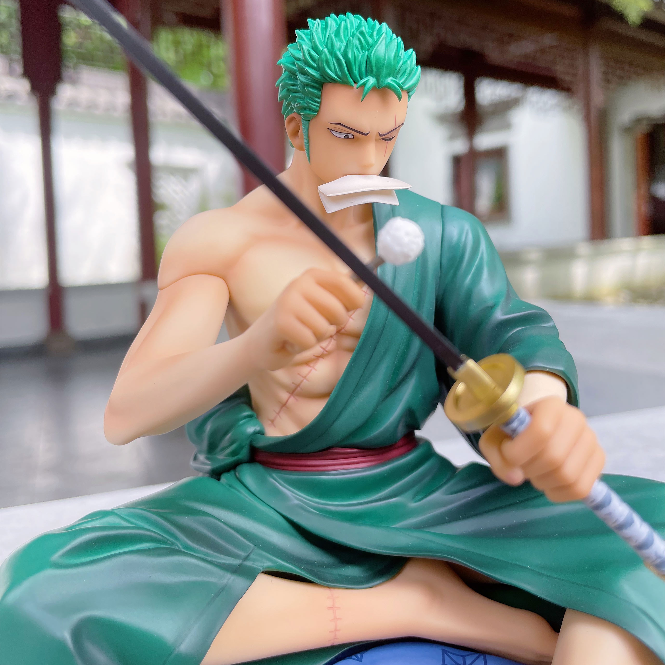 One Piece - Portret van Pirates Roronoa Zoro Standbeeld