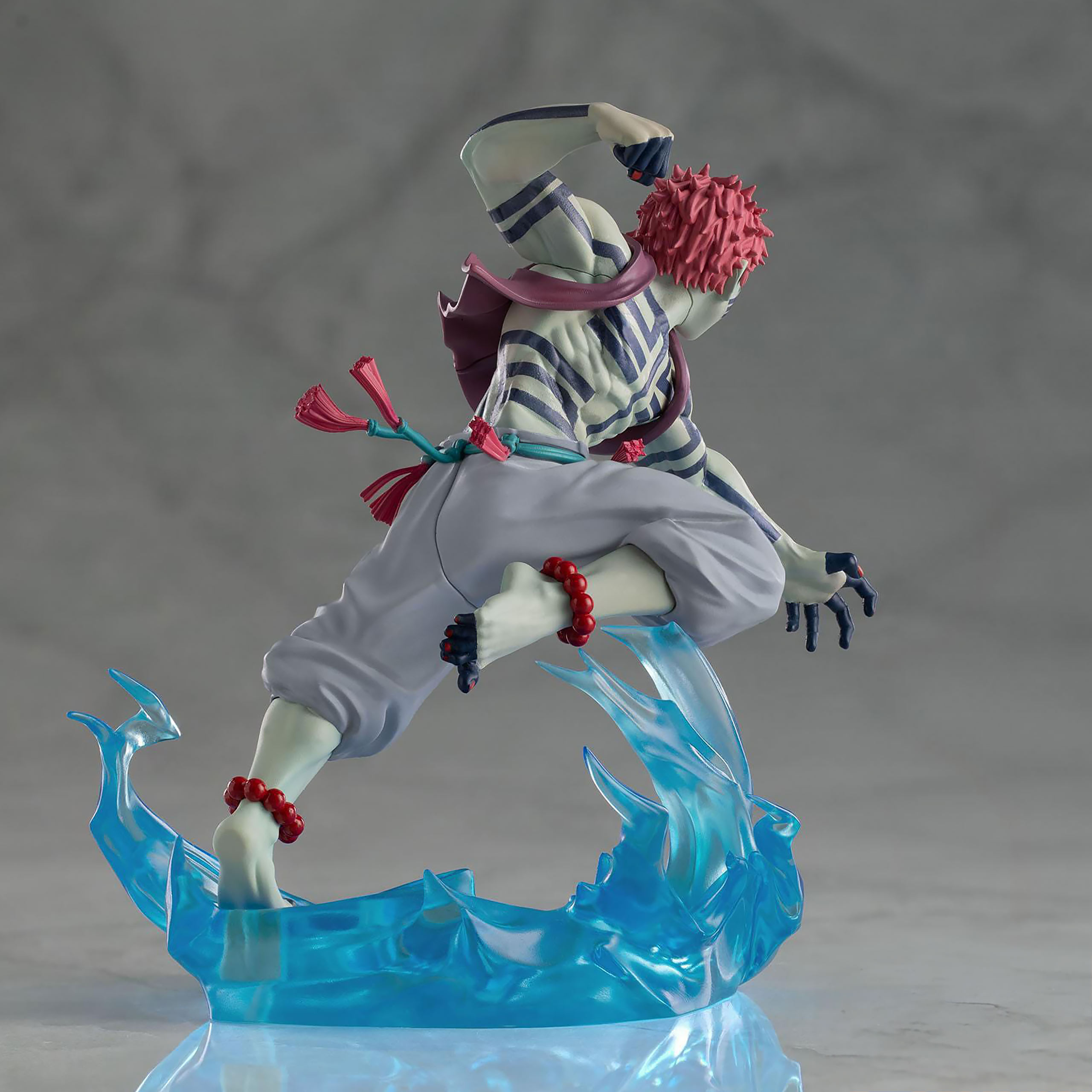Demon Slayer - Akaza Xross Link Anime Figure 14 cm
