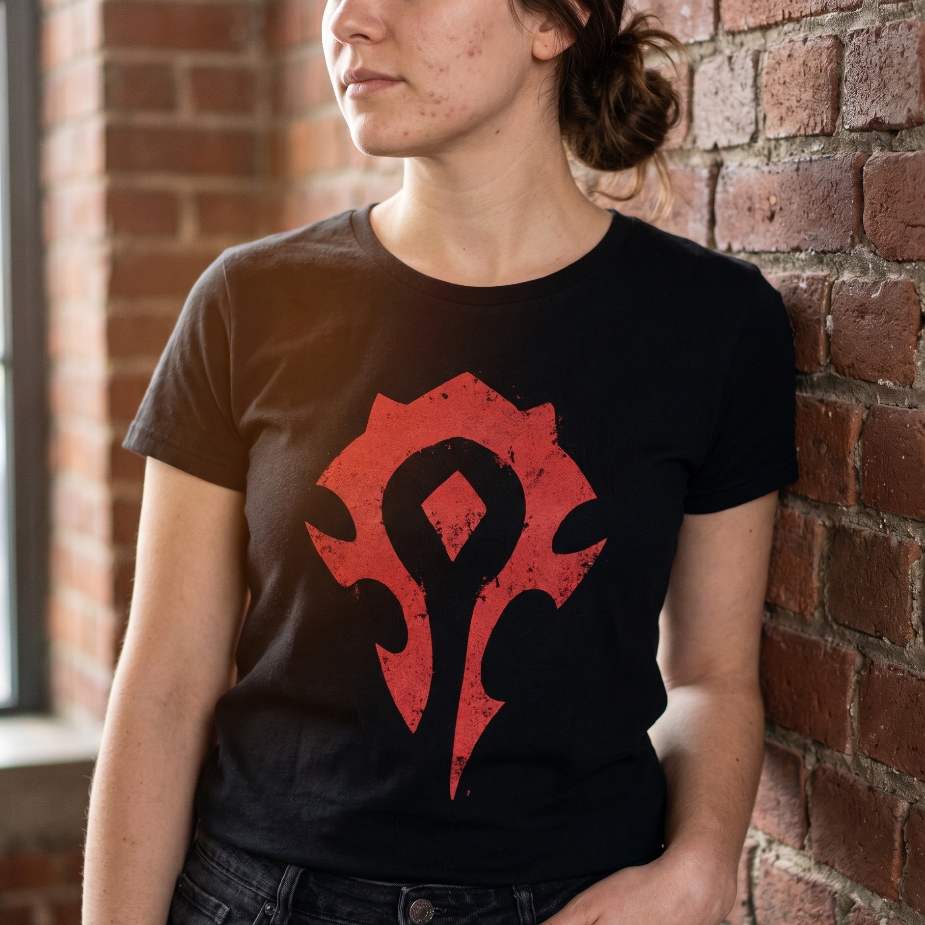 World of Warcraft - Camiseta negra con logo de la Horda en spray