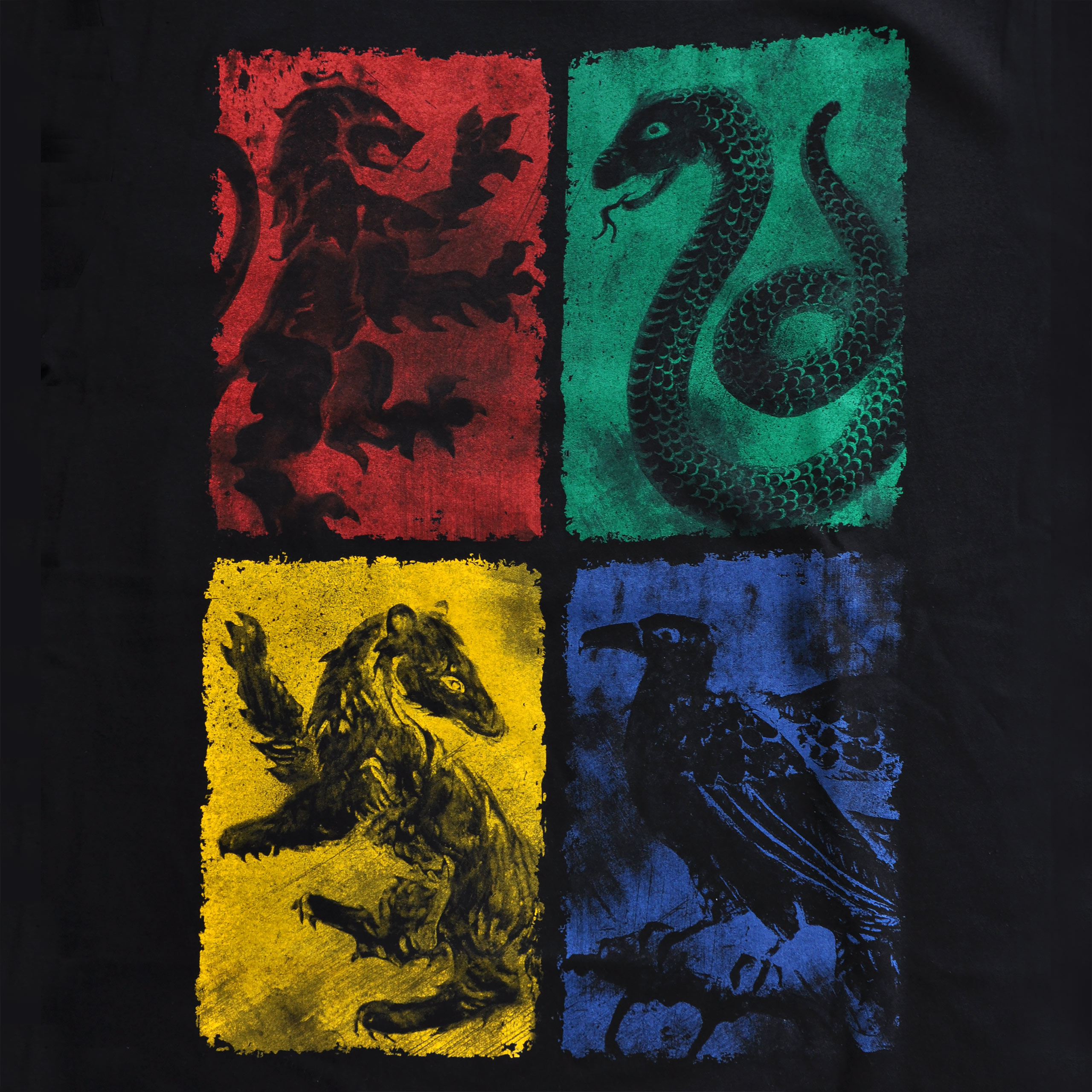 Harry Potter - Hogwarts Crest distressed t-shirt black