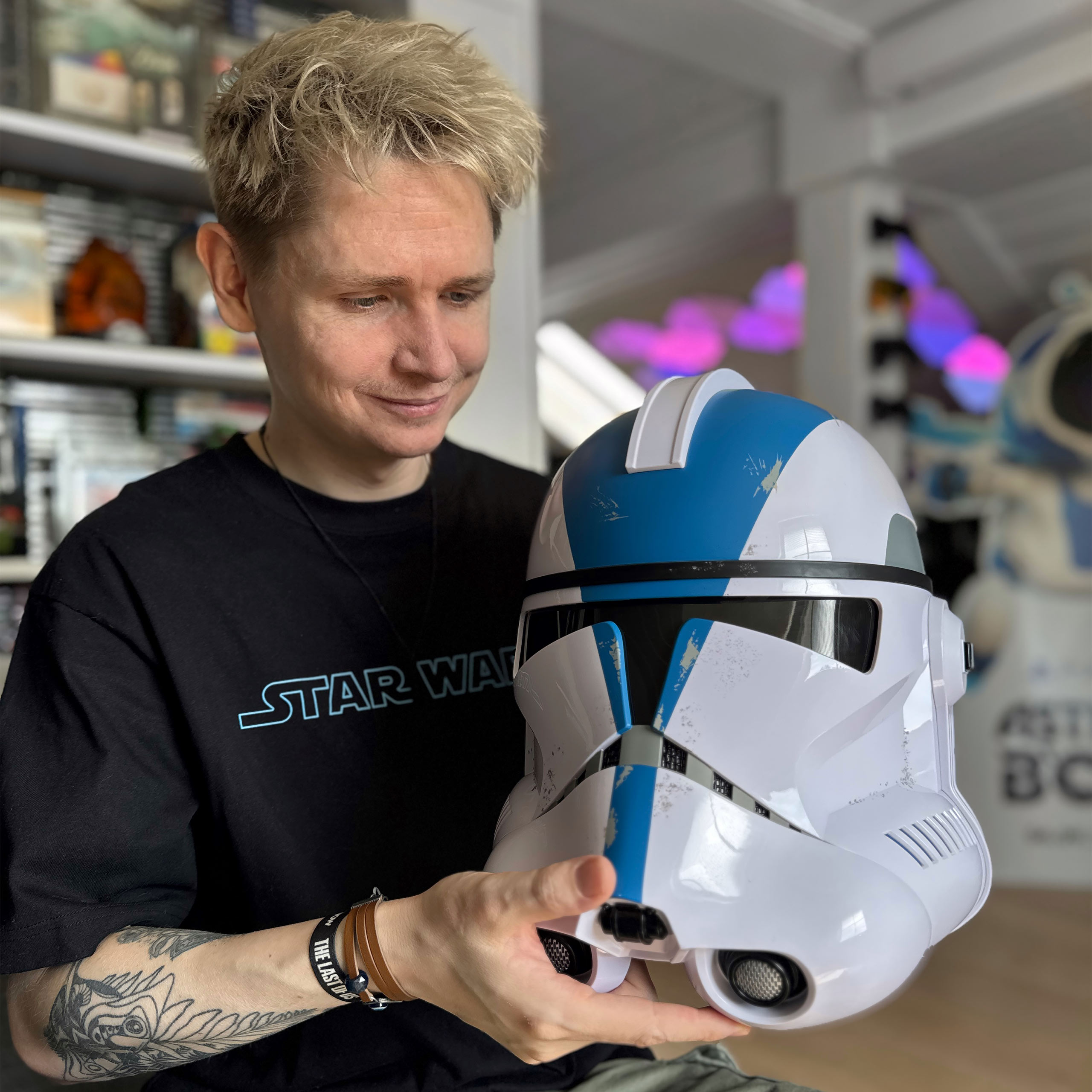 Star Wars - Clone Trooper 501st Legion Helmet Replica with Sound Effects
