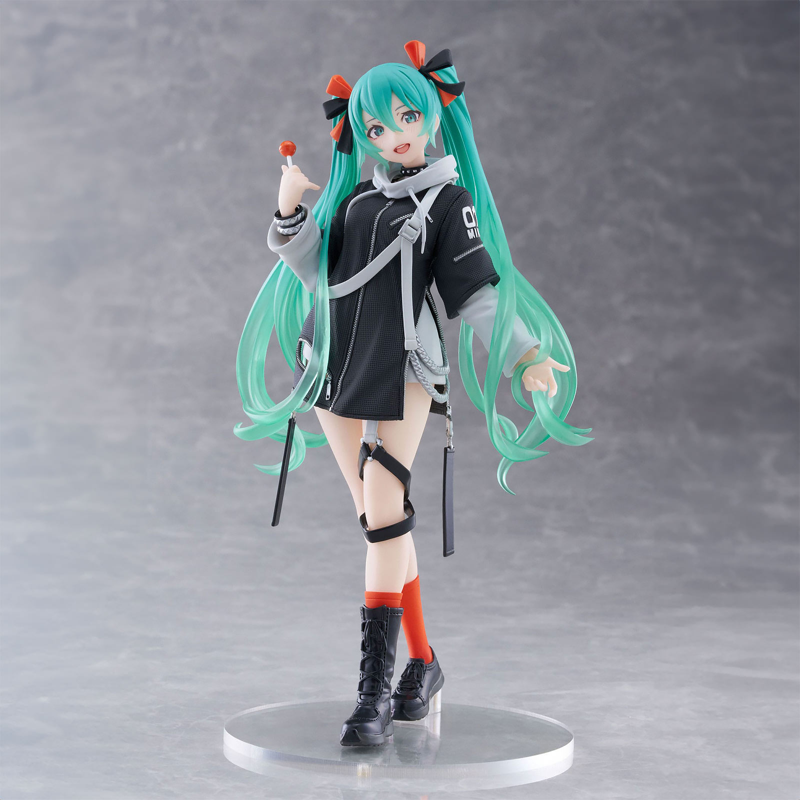 Hatsune Miku - Figura Wonderland Versión Fashion Punk