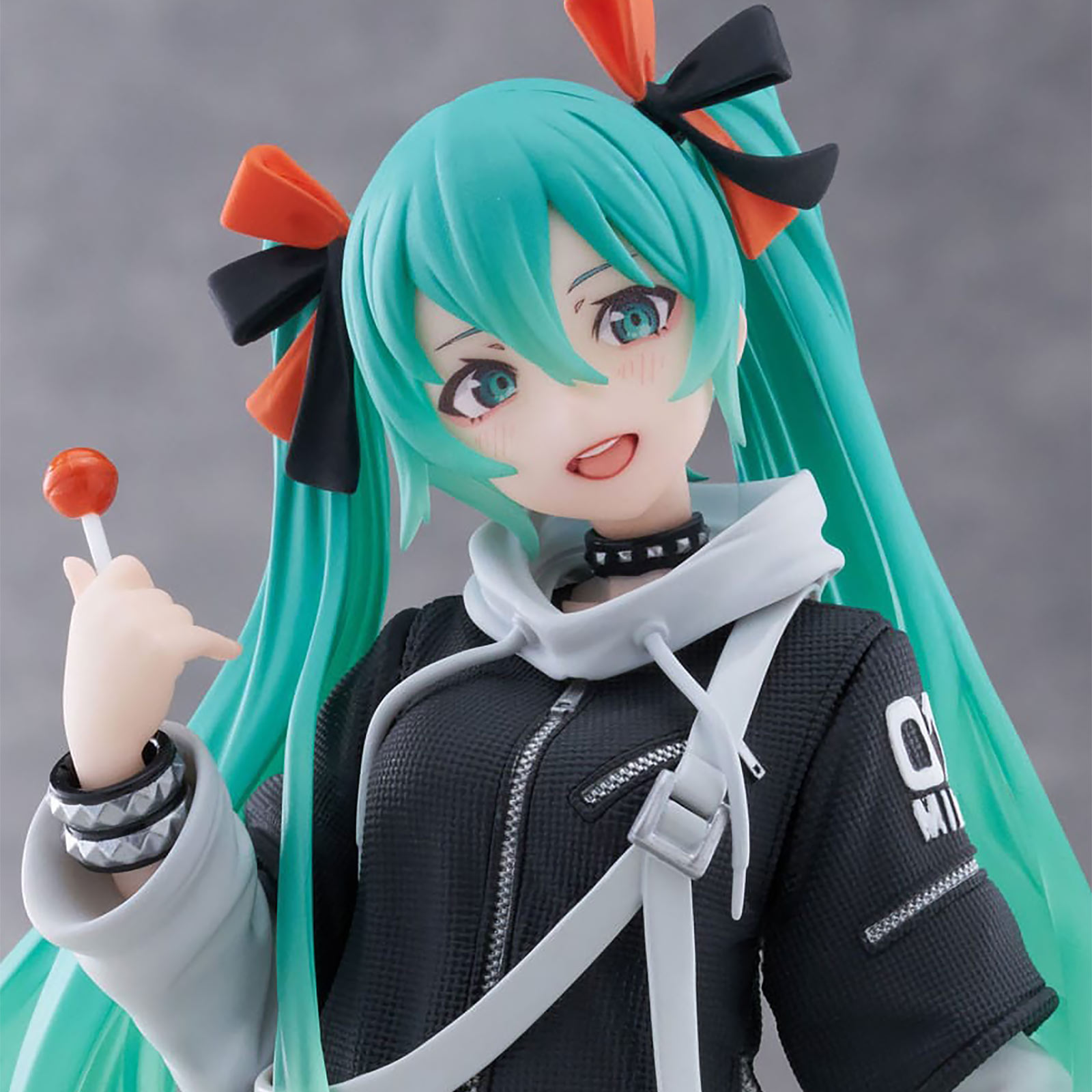 Hatsune Miku - Wonderland Figur Fashion Punk Version