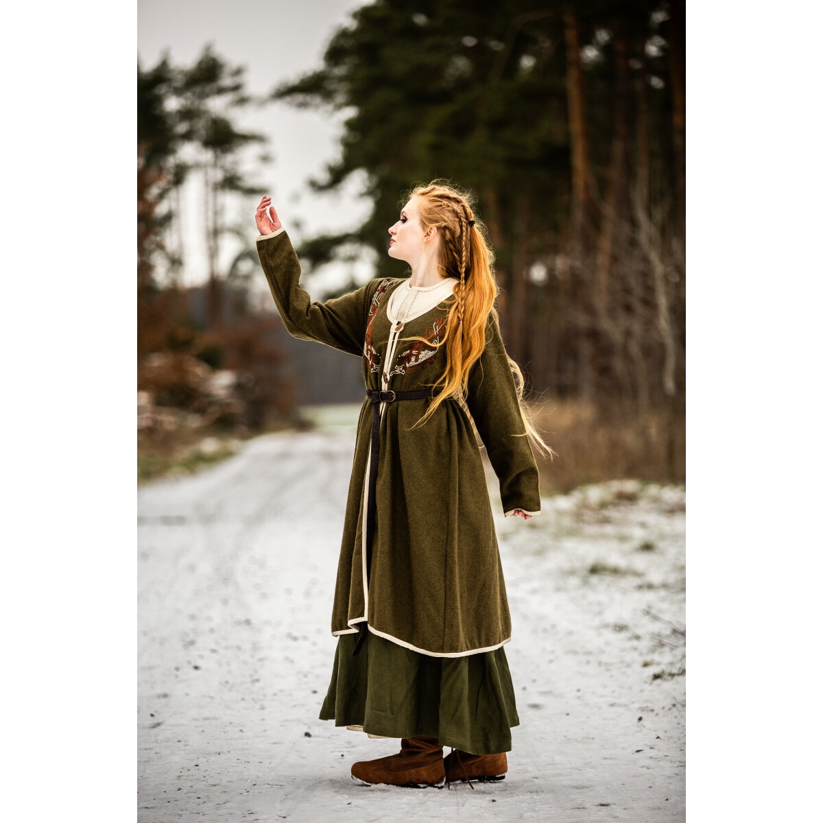 Medieval Birka Cloak Skadi green