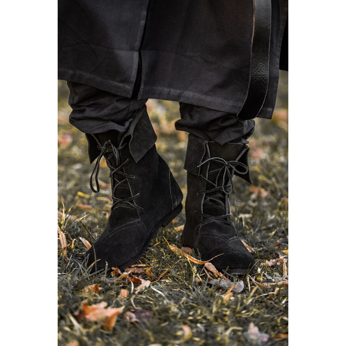 Stivali medievali Aurin con risvolto neri