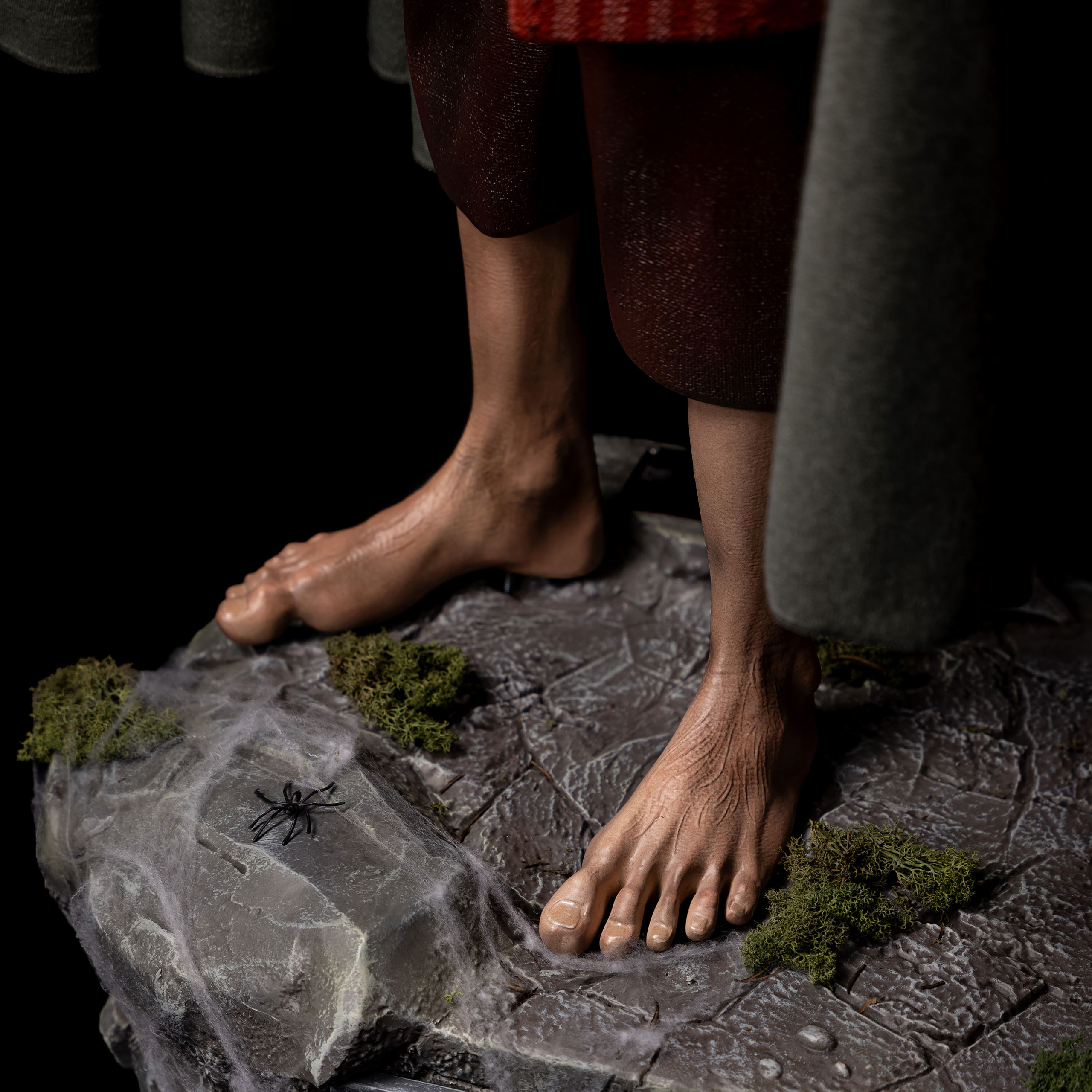 Frodo Life-Size Statue 1:1 - Lord of the Rings