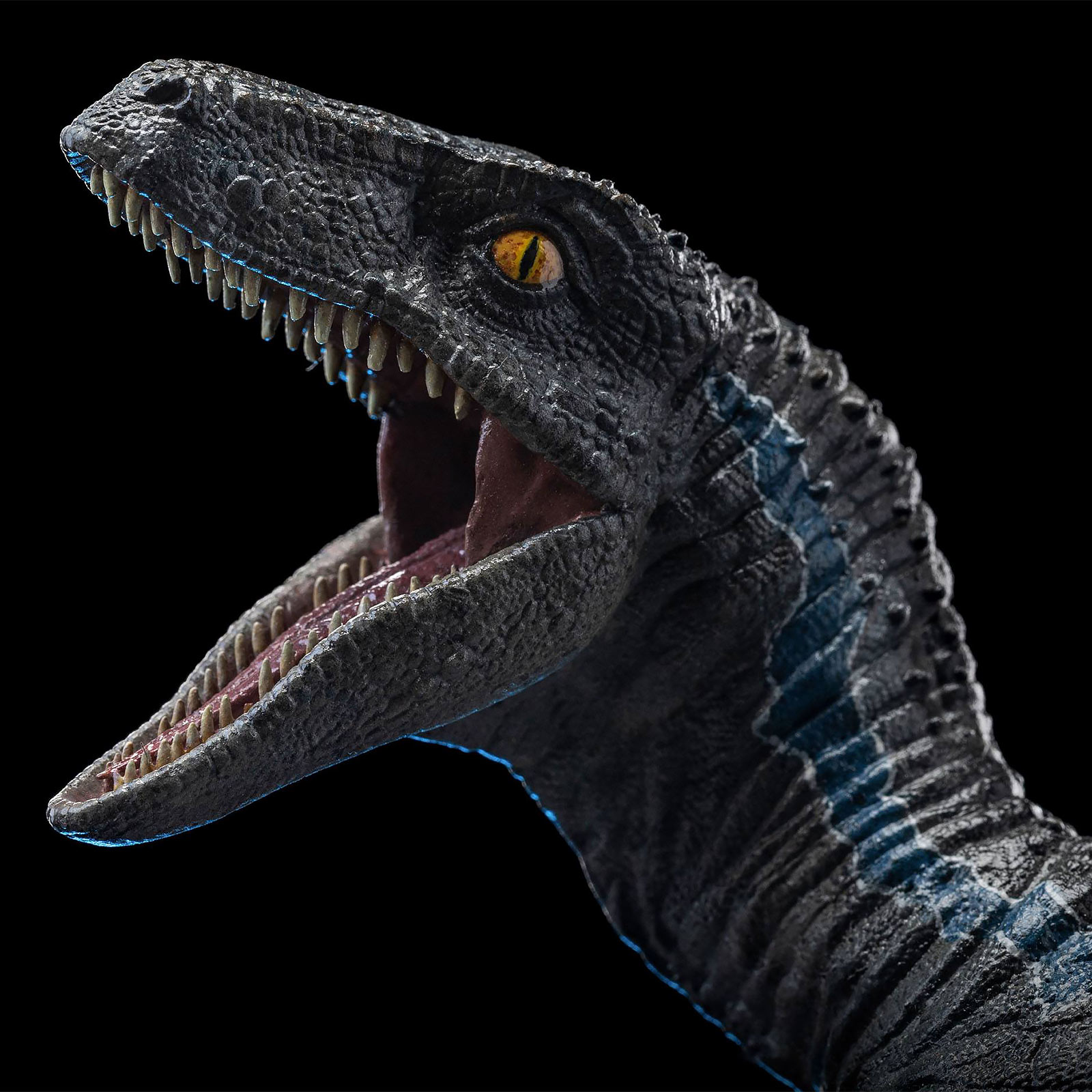 Jurassic World - Statua Deluxe di Blue Art Scale