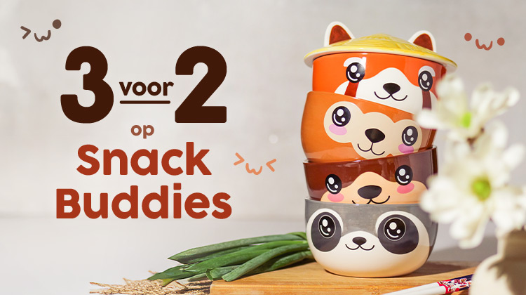 Vier kleurrijke snackkommen met schattige dierengezichten gestapeld op een keukentafel. Tekst: 3 voor 2 op Snack Buddies. Elbenwald-promografiek.