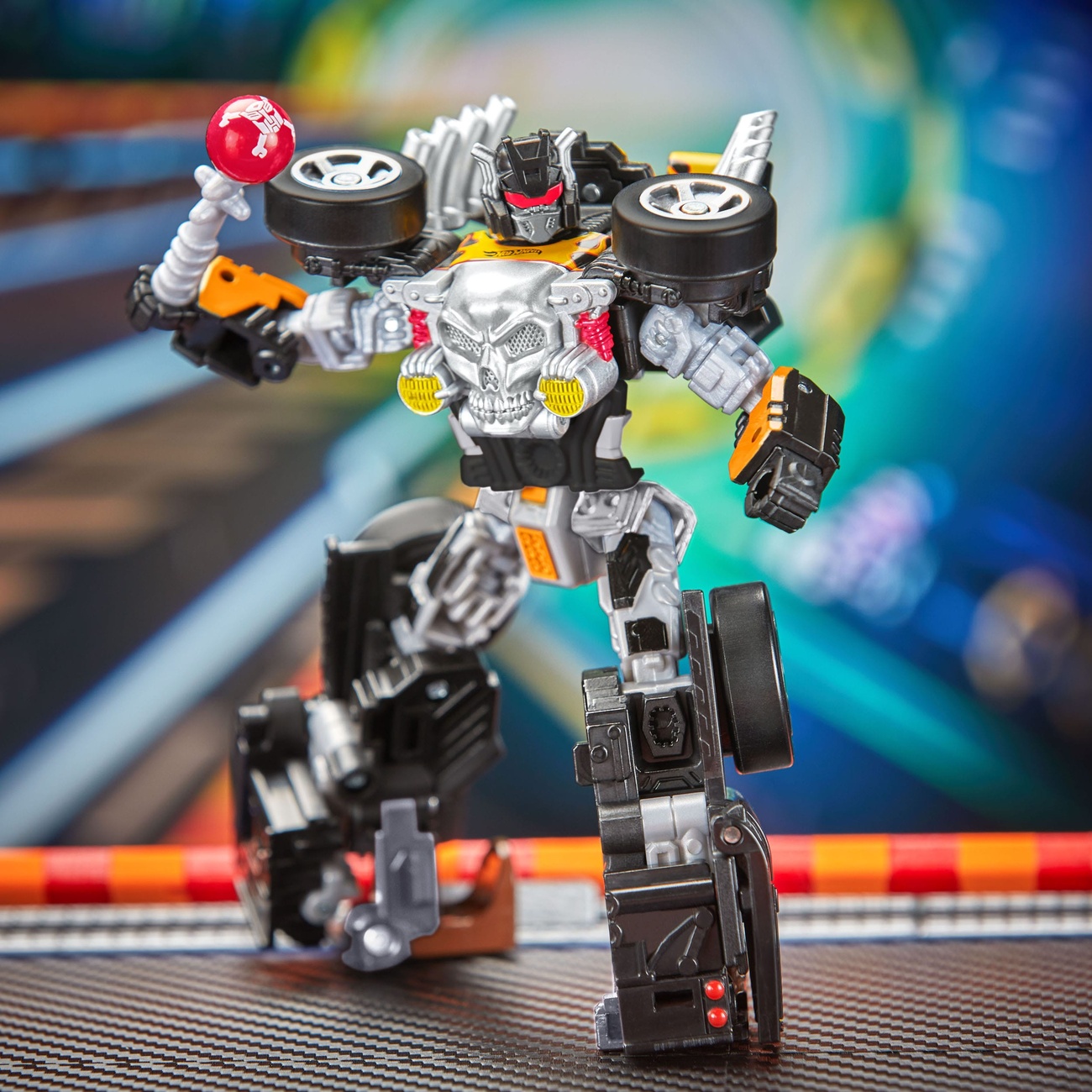 Figurine articulée Hot Wheels x Transformers Bone Shaker 12 cm