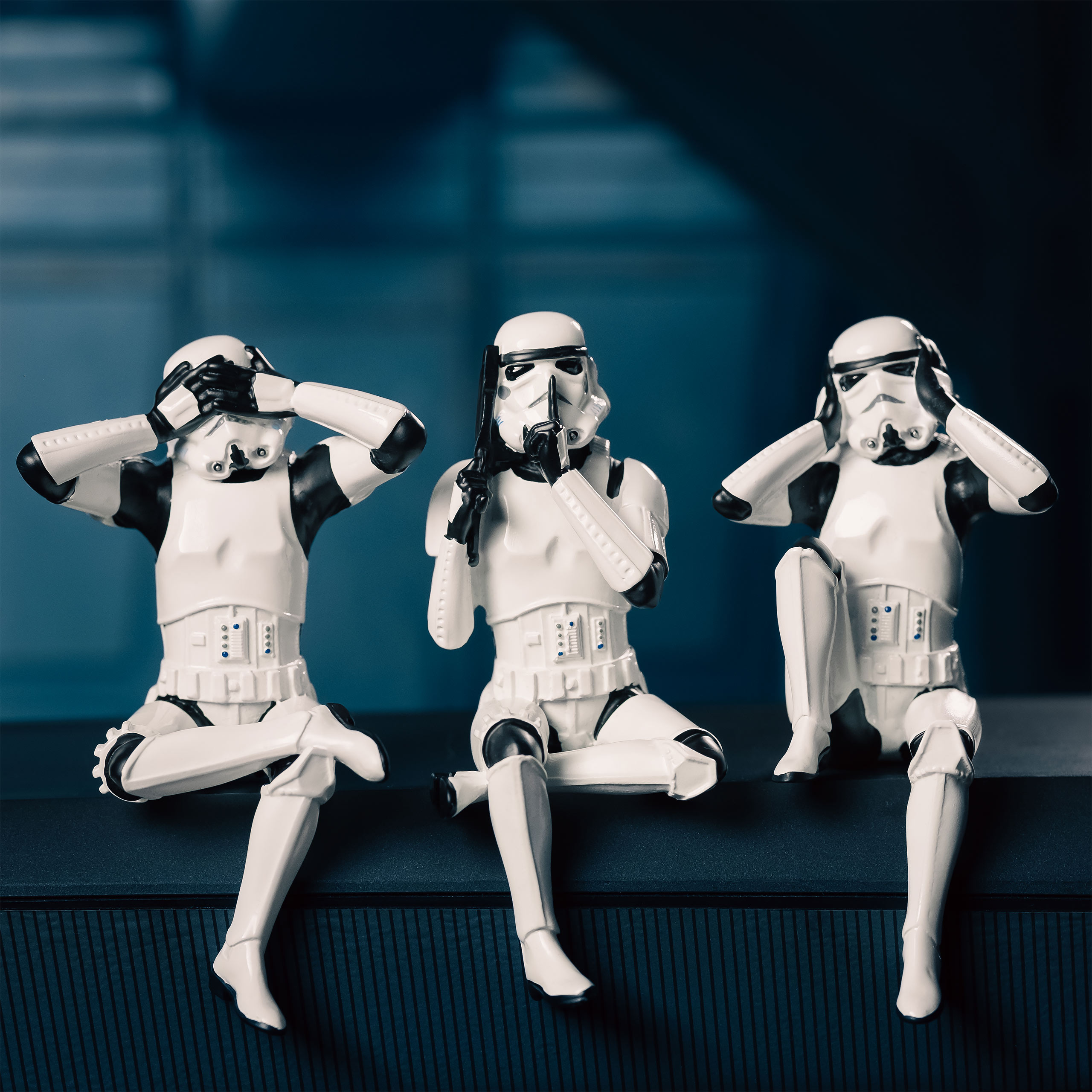 Original Stormtrooper Don't See Hear Speak Figure Set Sitting