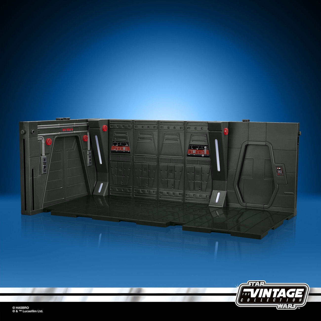 Star Wars: The Mandalorian Vintage Collection Moff Gideons Imperial Light Cruiser Hallway met Mandalorian Privateer Act