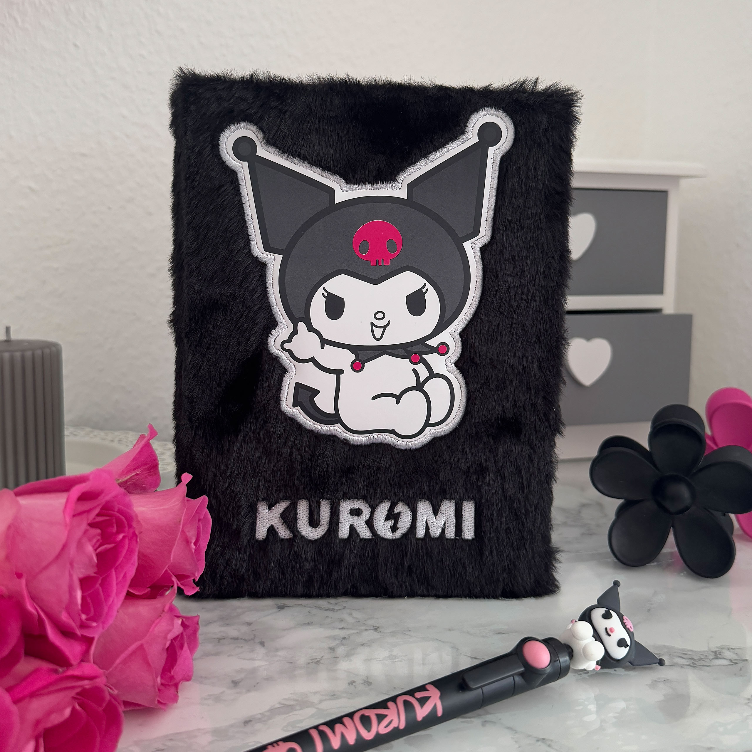 Sanrio - Stylo à bille Kuromi avec figurine mobile