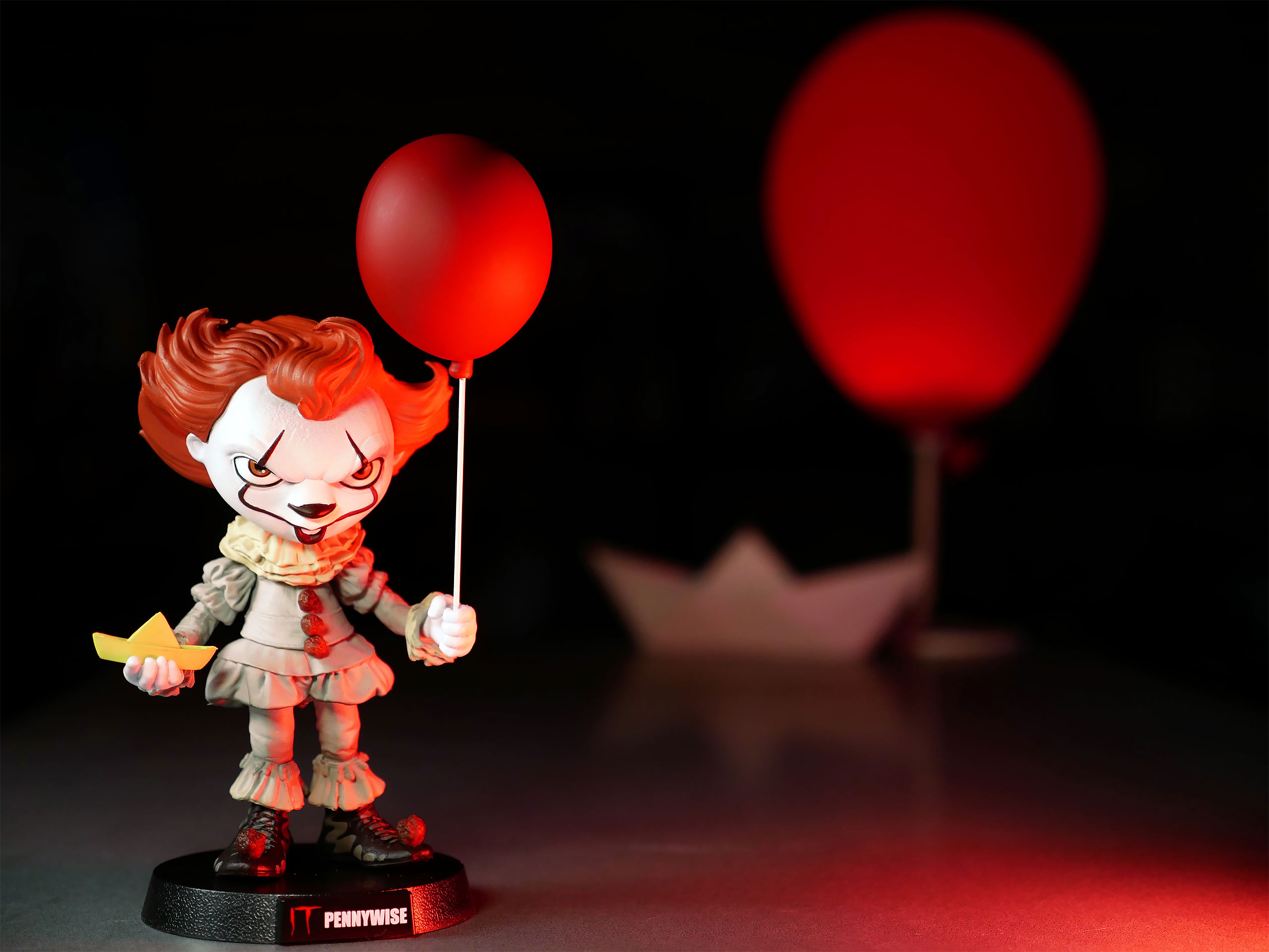 Stephen King's IT - Pennywise Minico Figure
