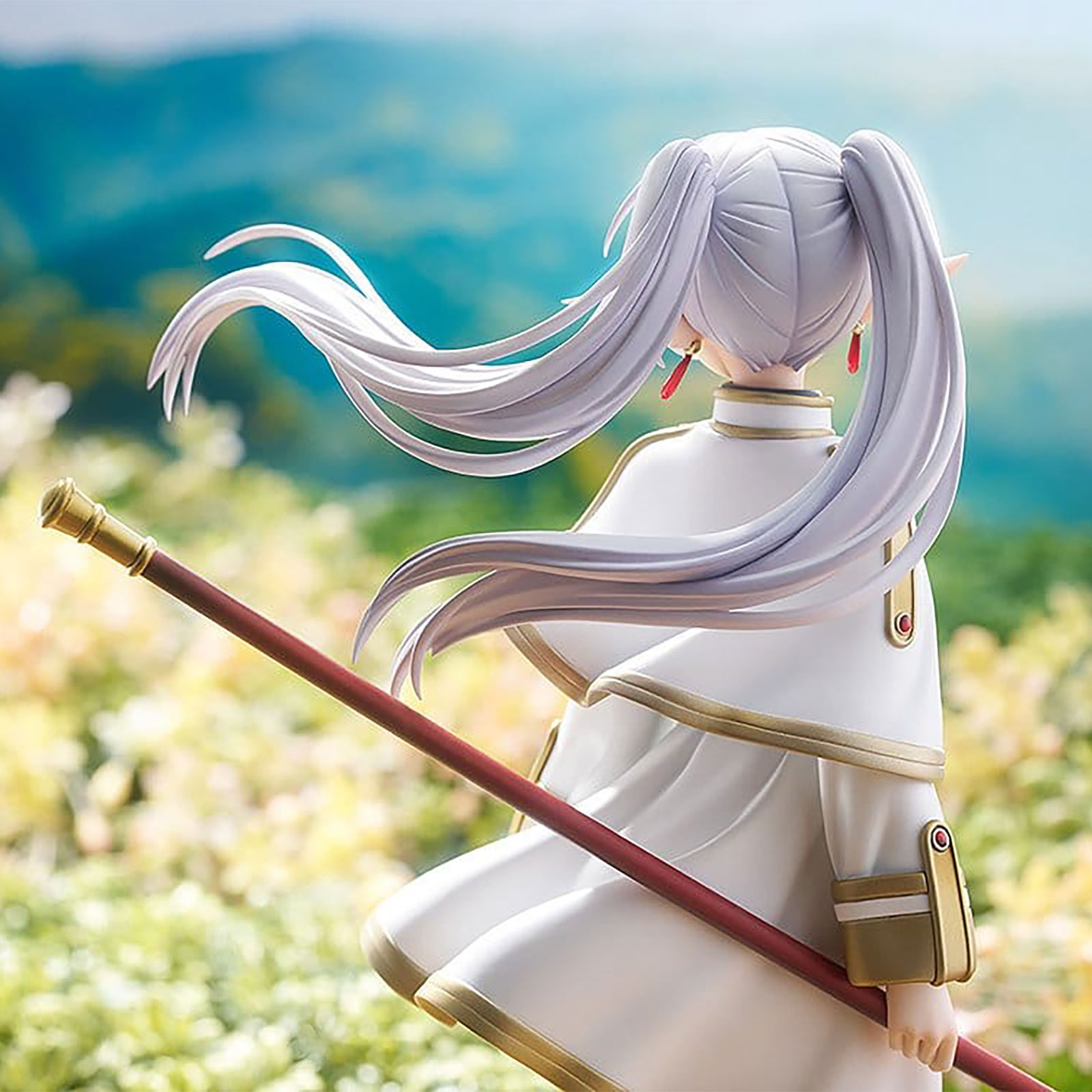 Frieren - Magic of the Eventide Glow Figure