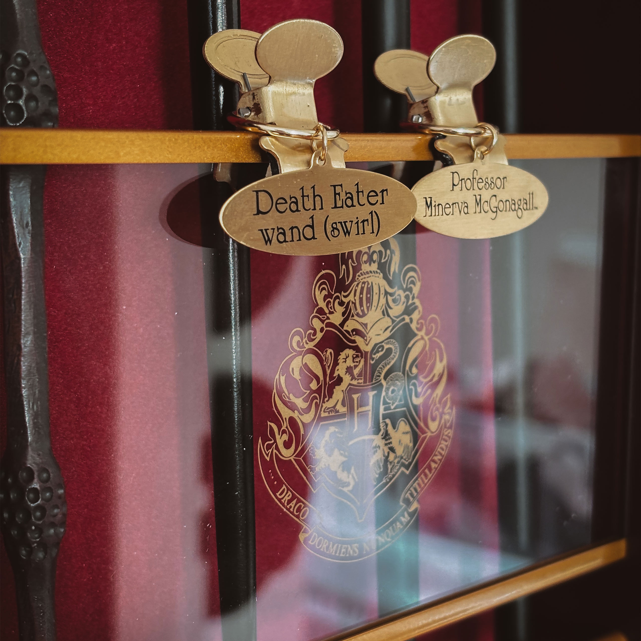 HP Wandhalterung für 4 Charakter Zauberstäbe