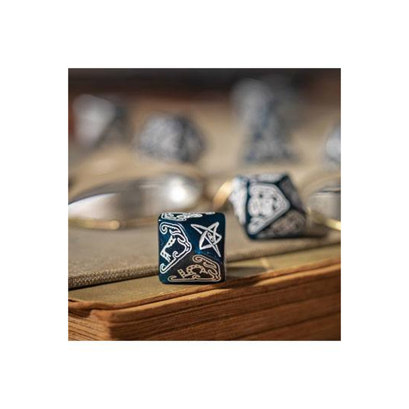 Call of Cthulhu Set de dados Abyssal & White (7)
