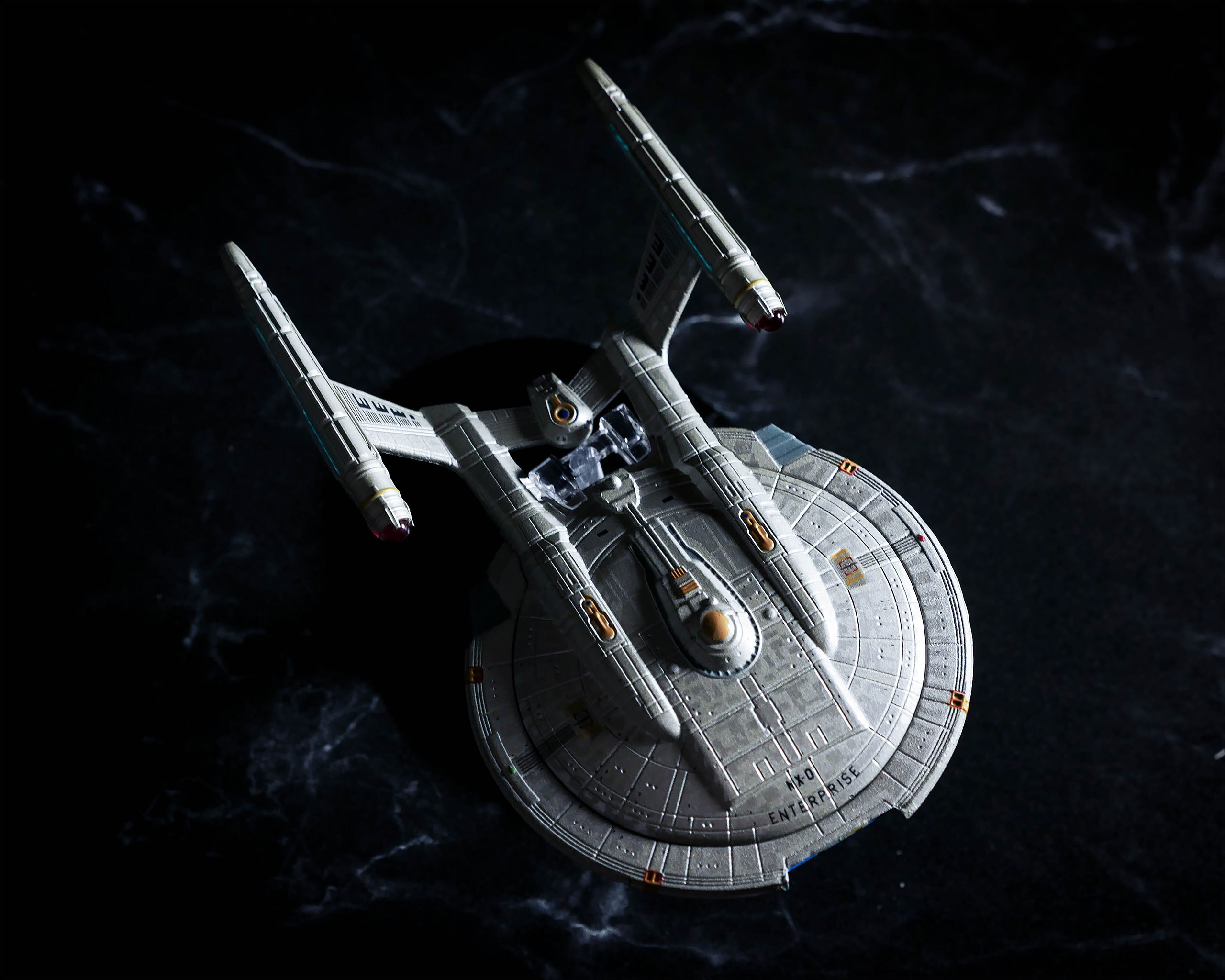 Star Trek - Vaisseau spatial U.S.S. Enterprise NX-01 Figurine Hero Collector