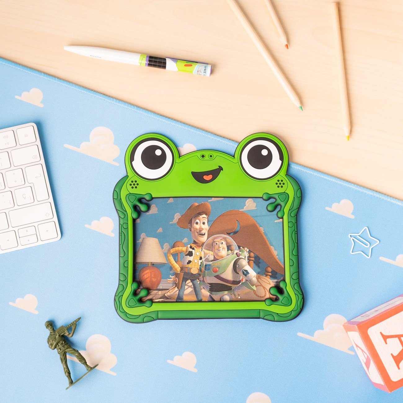 Imán Disney Pixar Toy Story 5 Lilypad