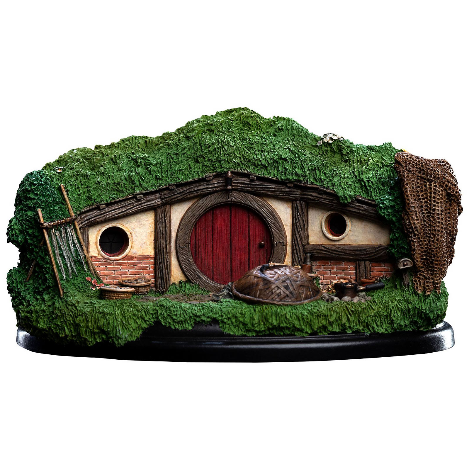 The Hobbit - 31 Lakeside Hobbit Hole Diorama