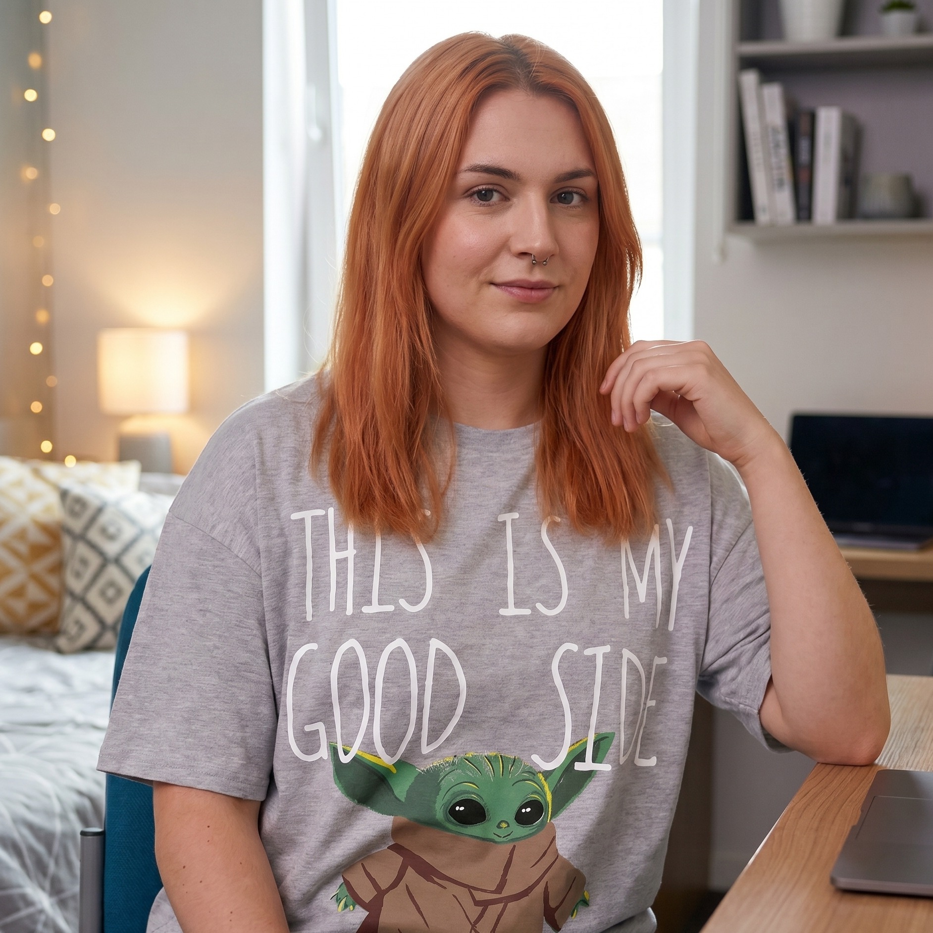 Grogu Good Side Oversize T-Shirt biały - Star Wars The Mandalorian