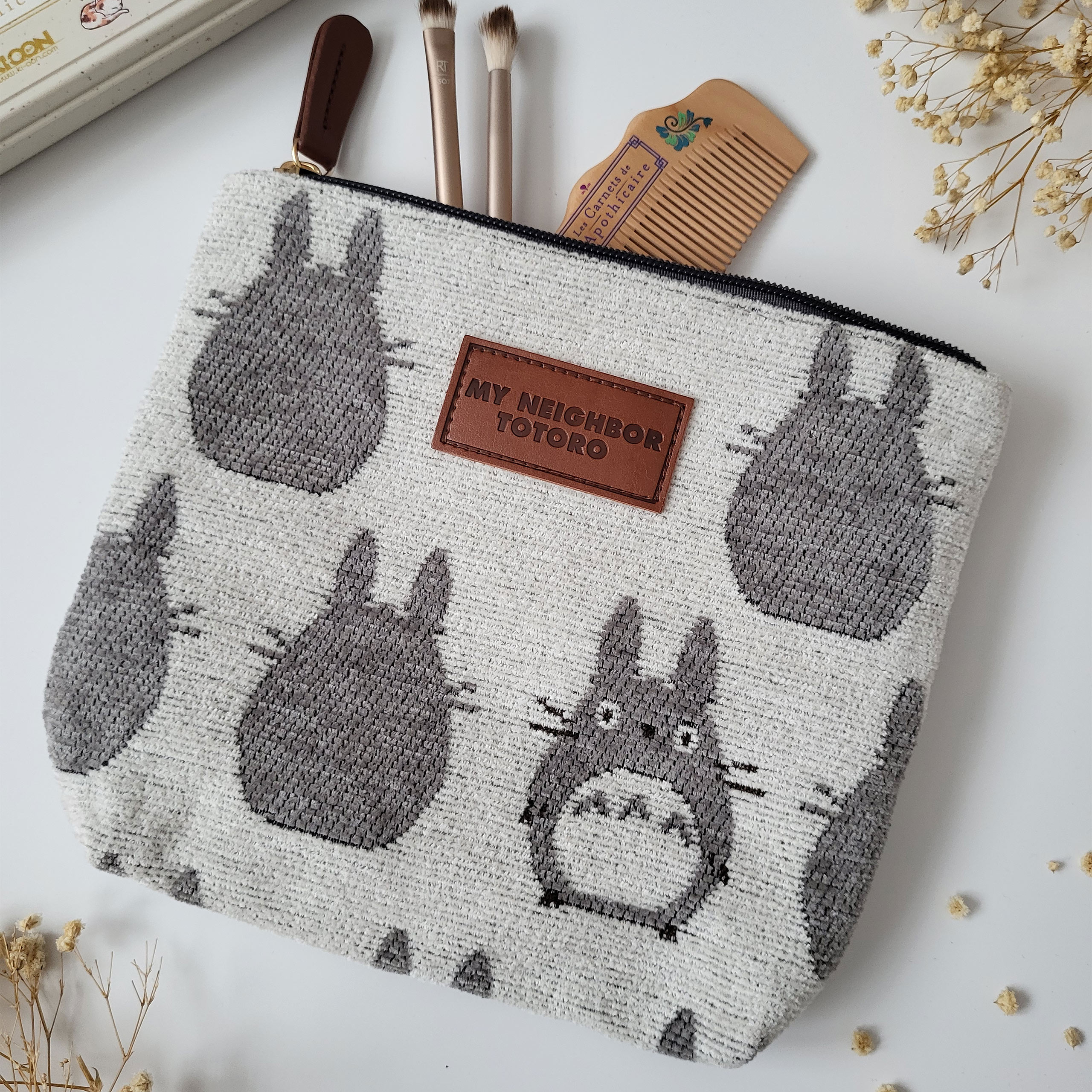 Totoro - Silhouet Totoro Cosmeticatas