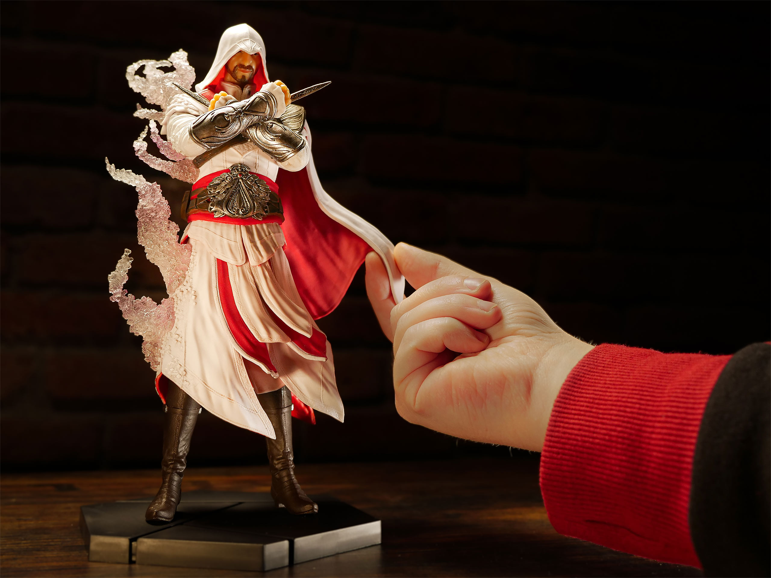 Assassin's Creed - Master Assassin Ezio Figure 25 cm