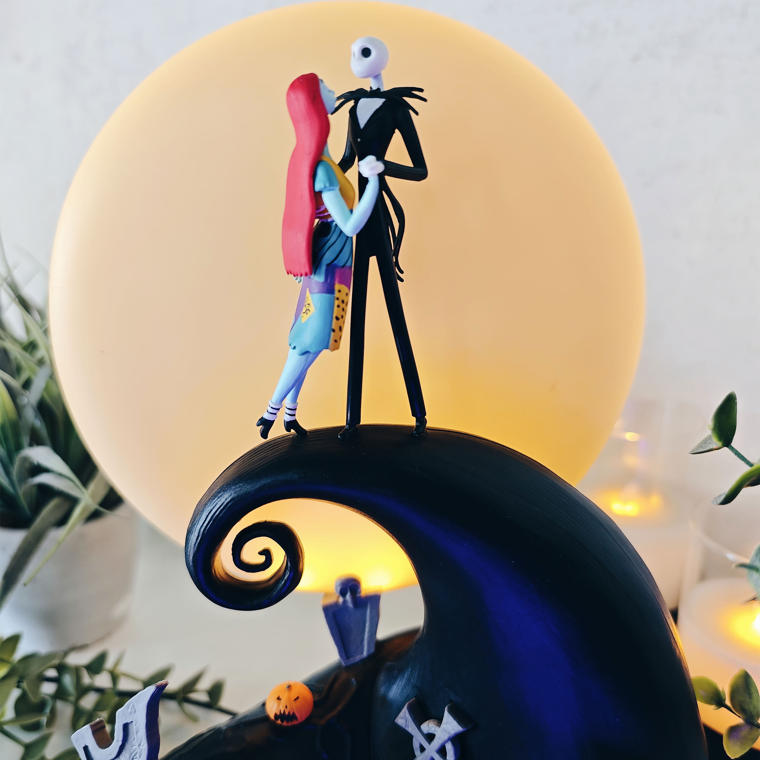 Nightmare Before Christmas – dioramowa lampka stołowa Jack i Sally