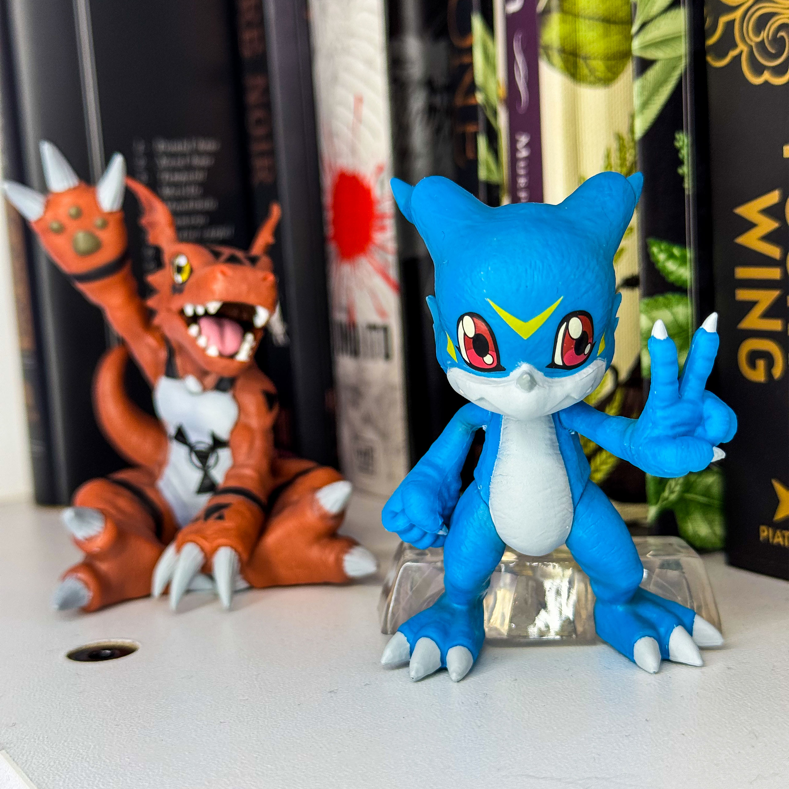 Digimon Adventure - Veemon & Guilmon Figure