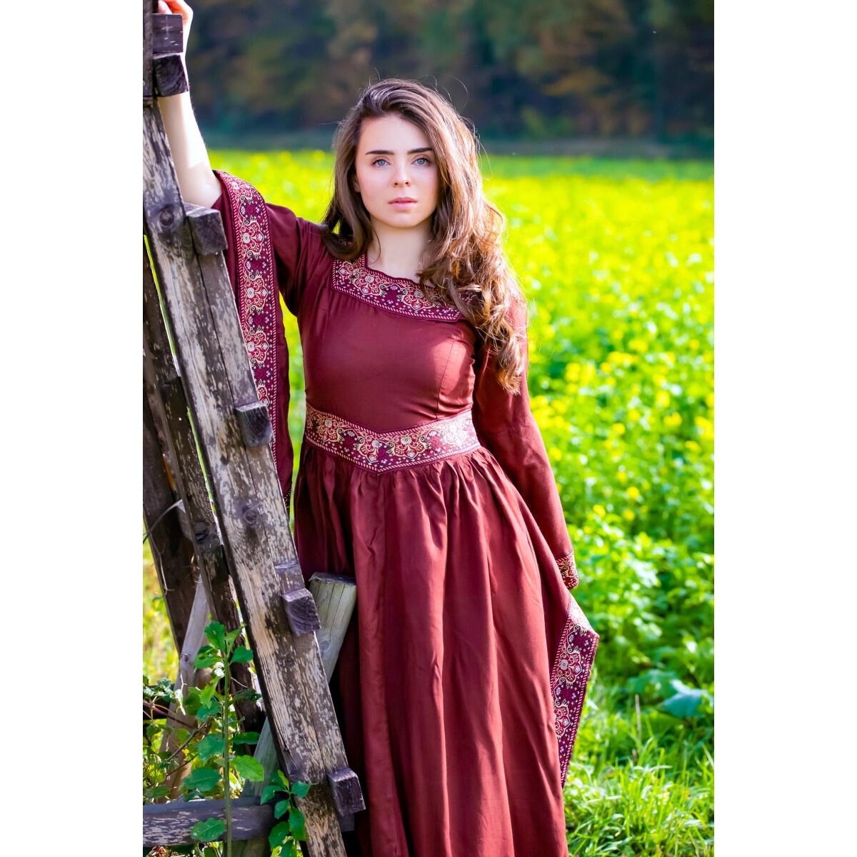 Medieval Dress Katharina red