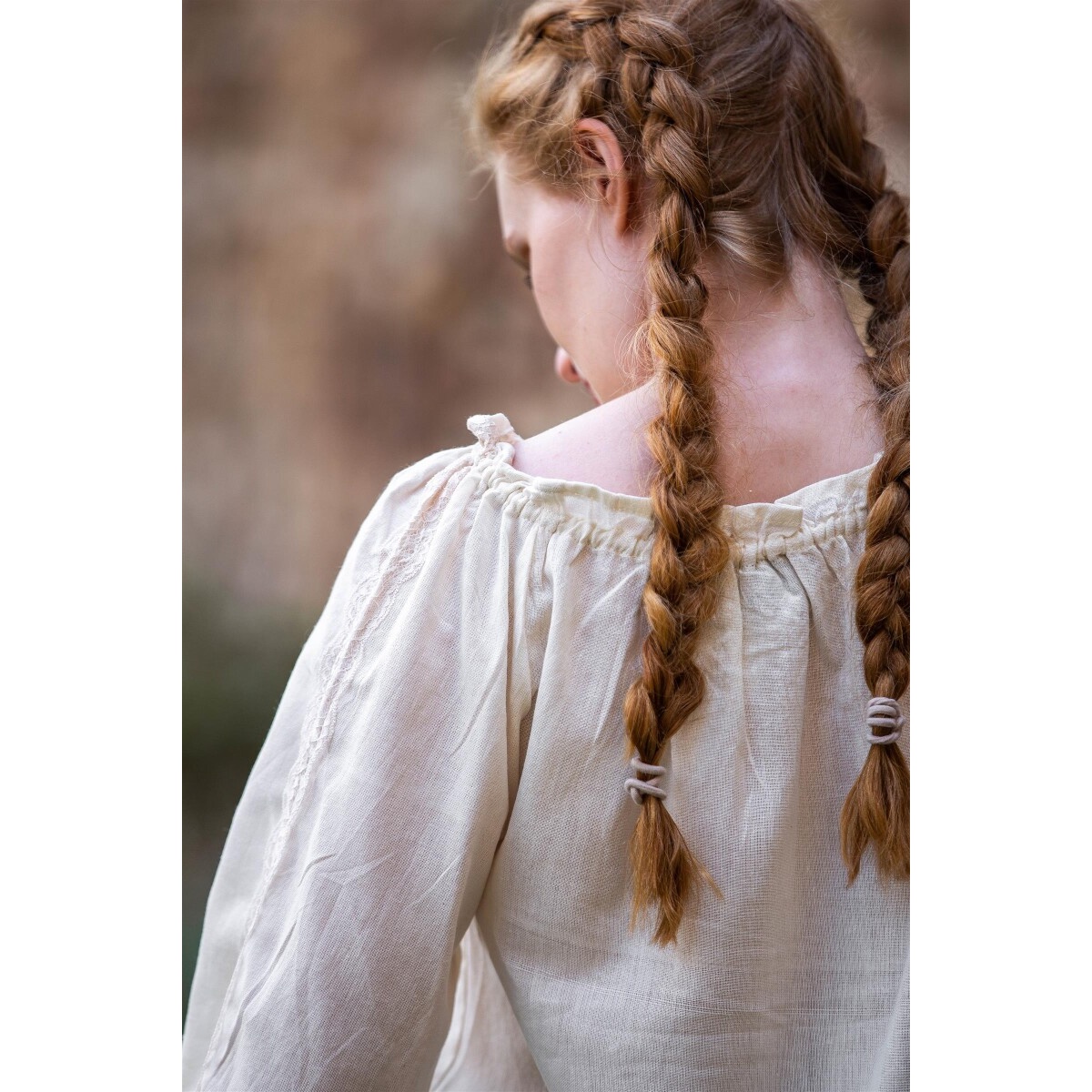 Średniowieczna bluzka z koronką Bettina beżowa