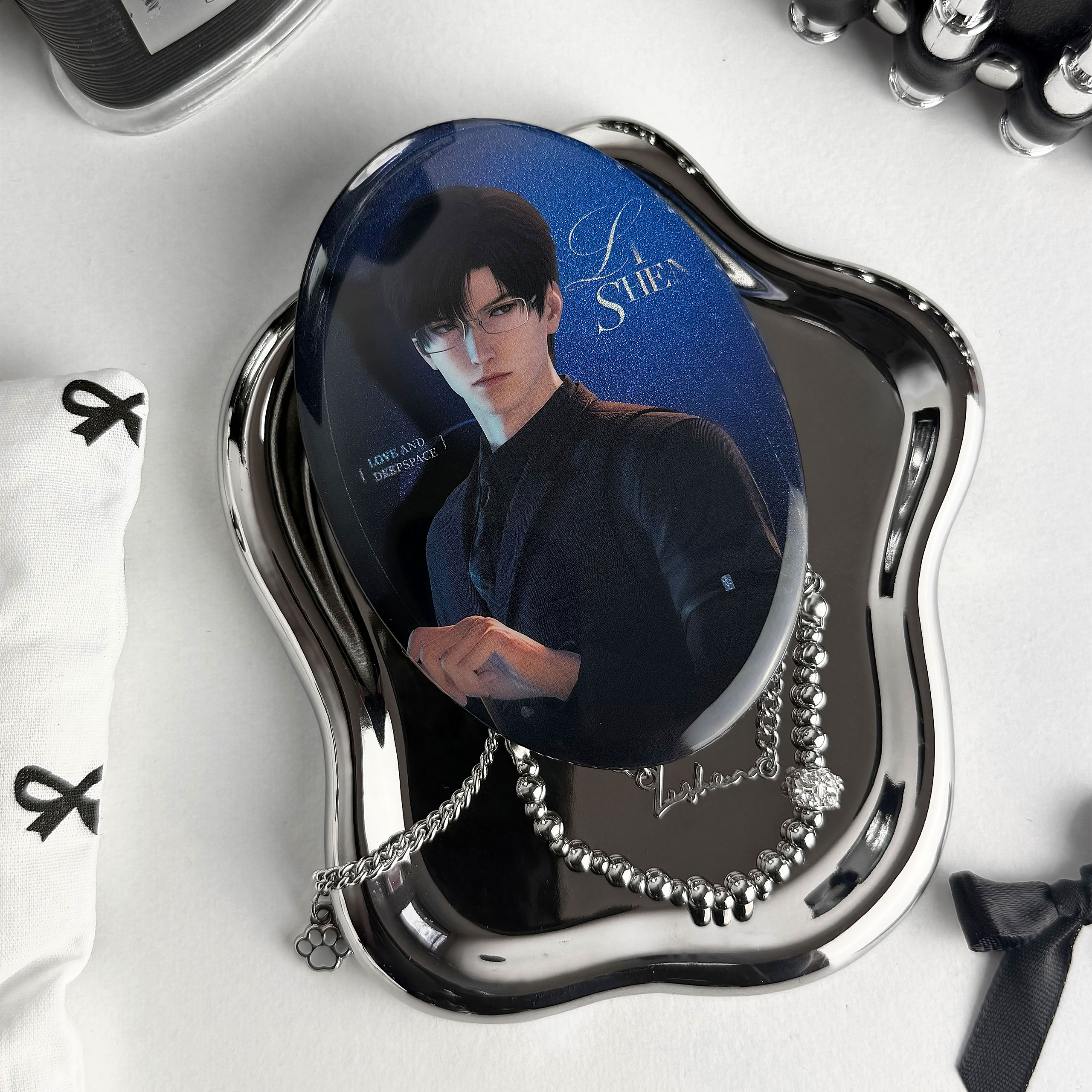 Love and Deepspace - Pin de Zayne