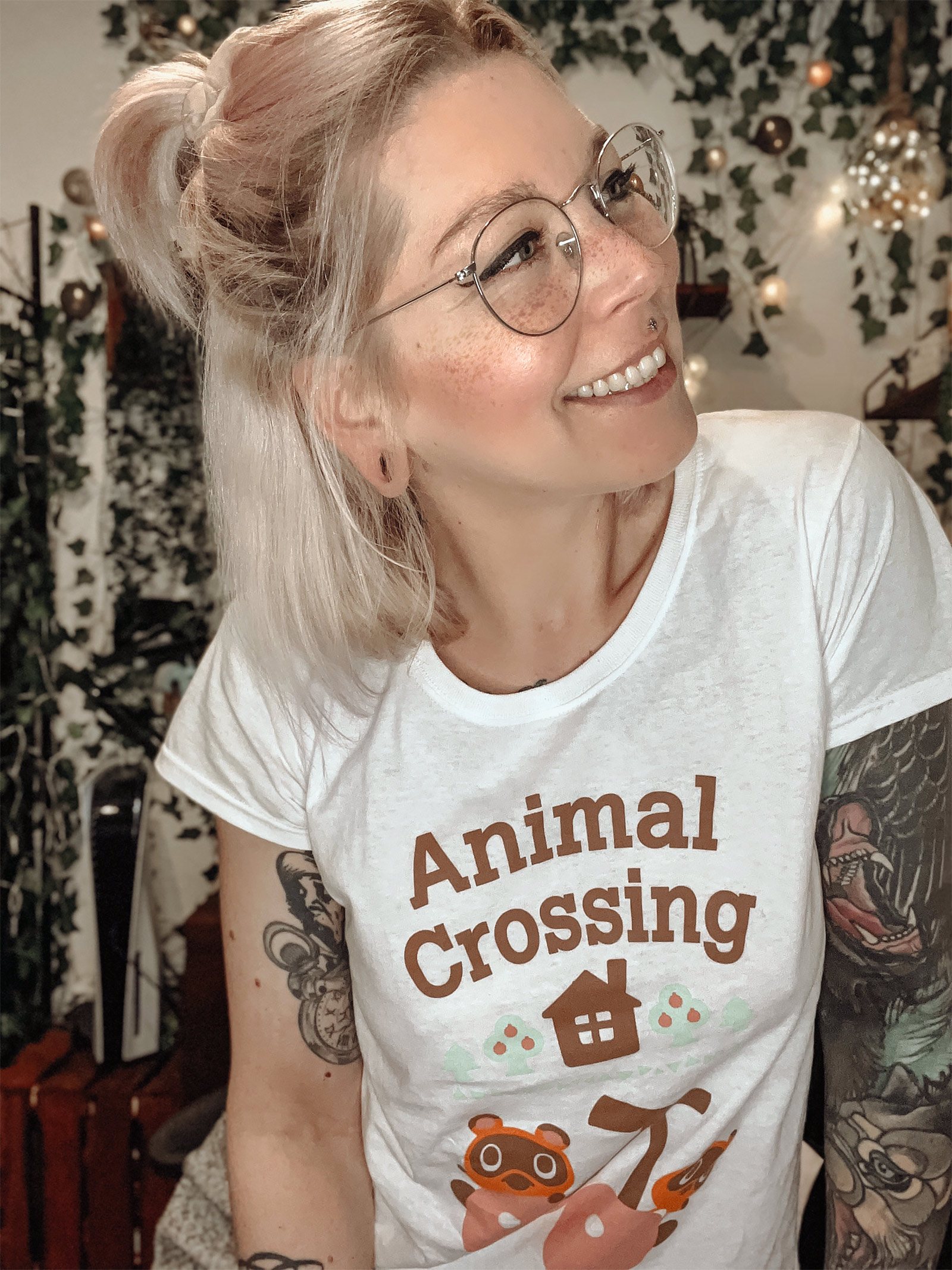 Animal Crossing - Nepp und Schlepp T-Shirt Damen weiß