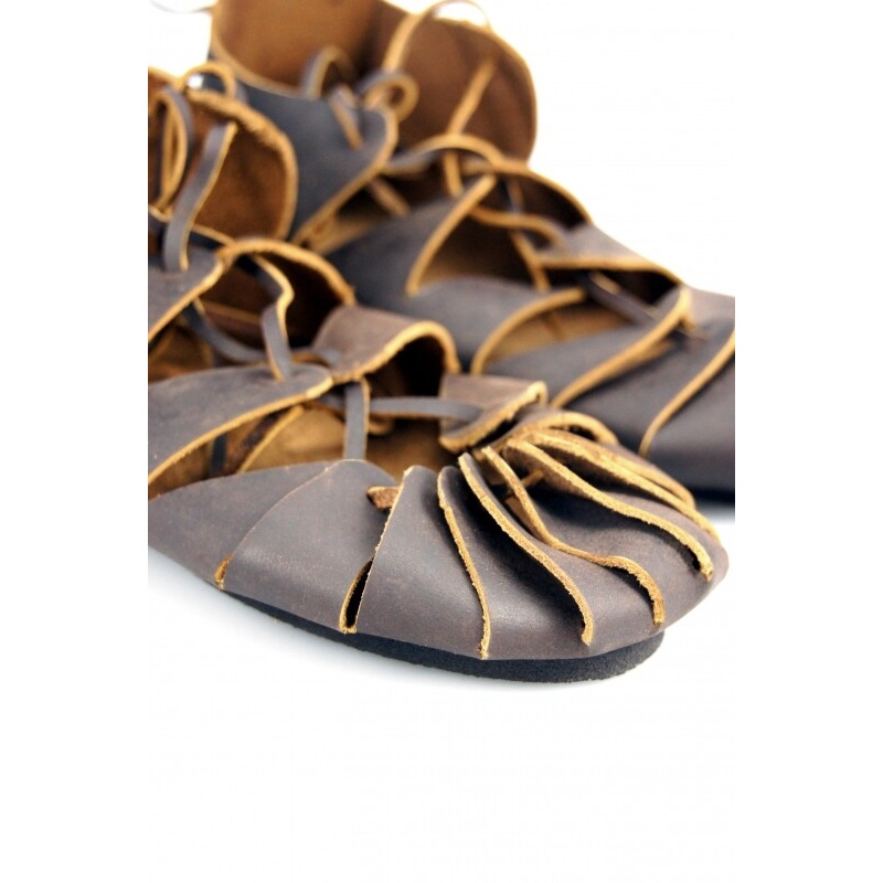 Scarpe medievali alla caviglia in pelle scamosciata nabuk marrone