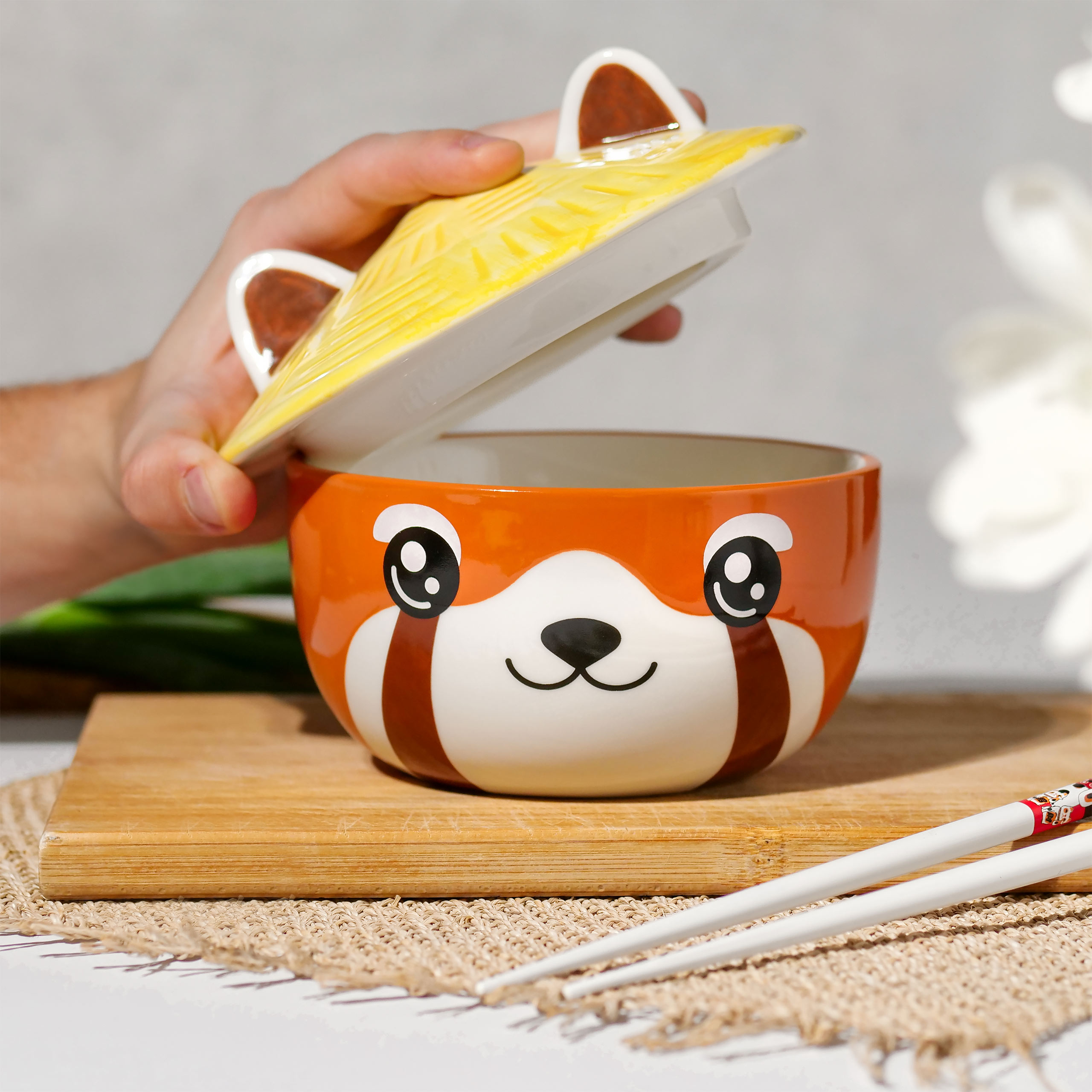 Bol Kawaii Panda Rouge avec Couvercle pour les Fans d'Anime