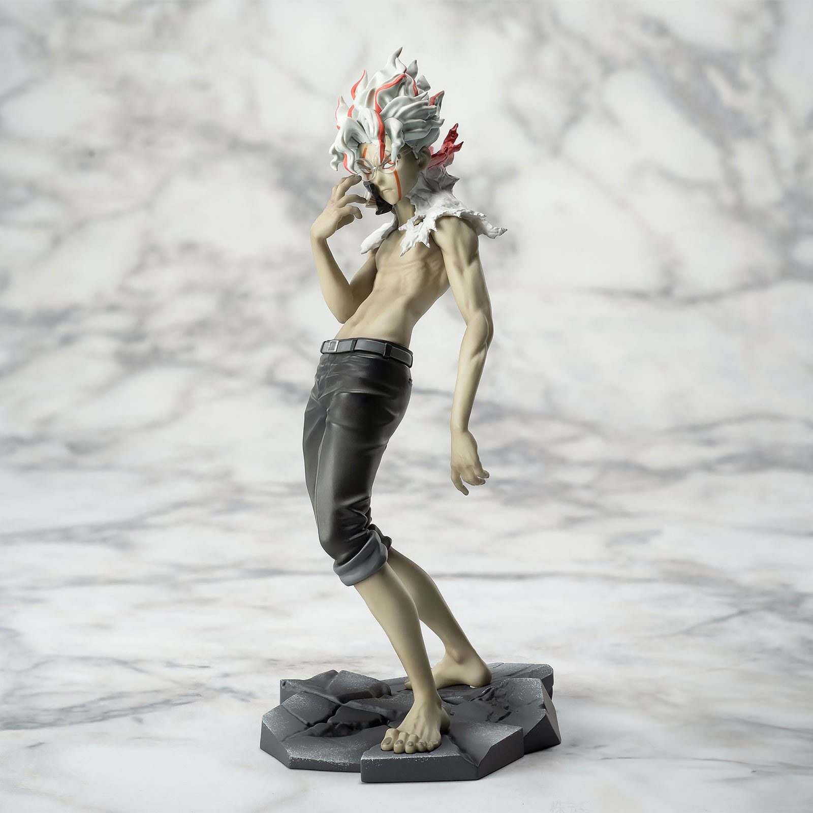 Dandadan - Okarun (transformed) Vol. 2 Figur Version 1.5