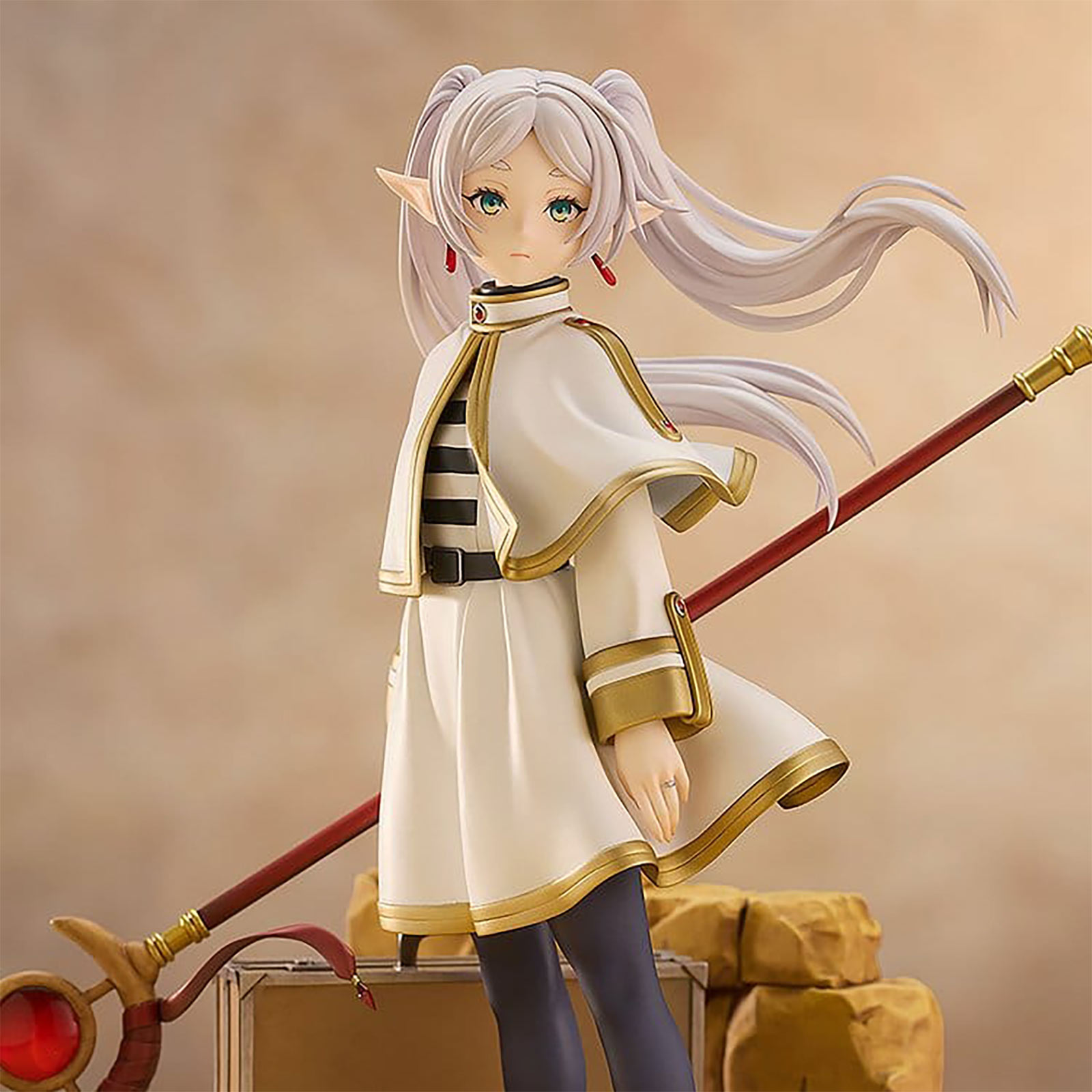 Frieren - Magic of the Eventide Glow Figure