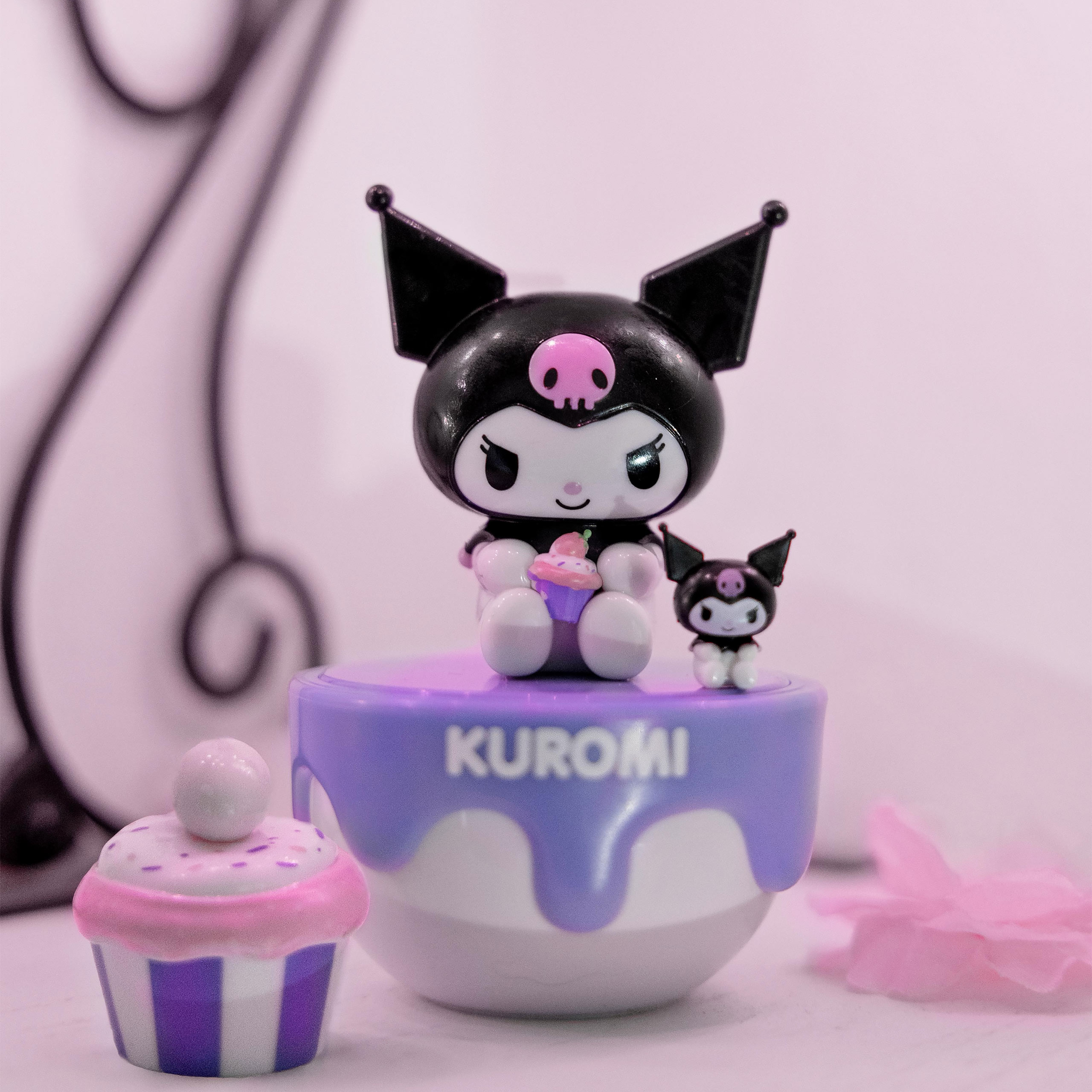 Sanrio - Figura di YuMe di Kuromi di Hello Kitty e amici