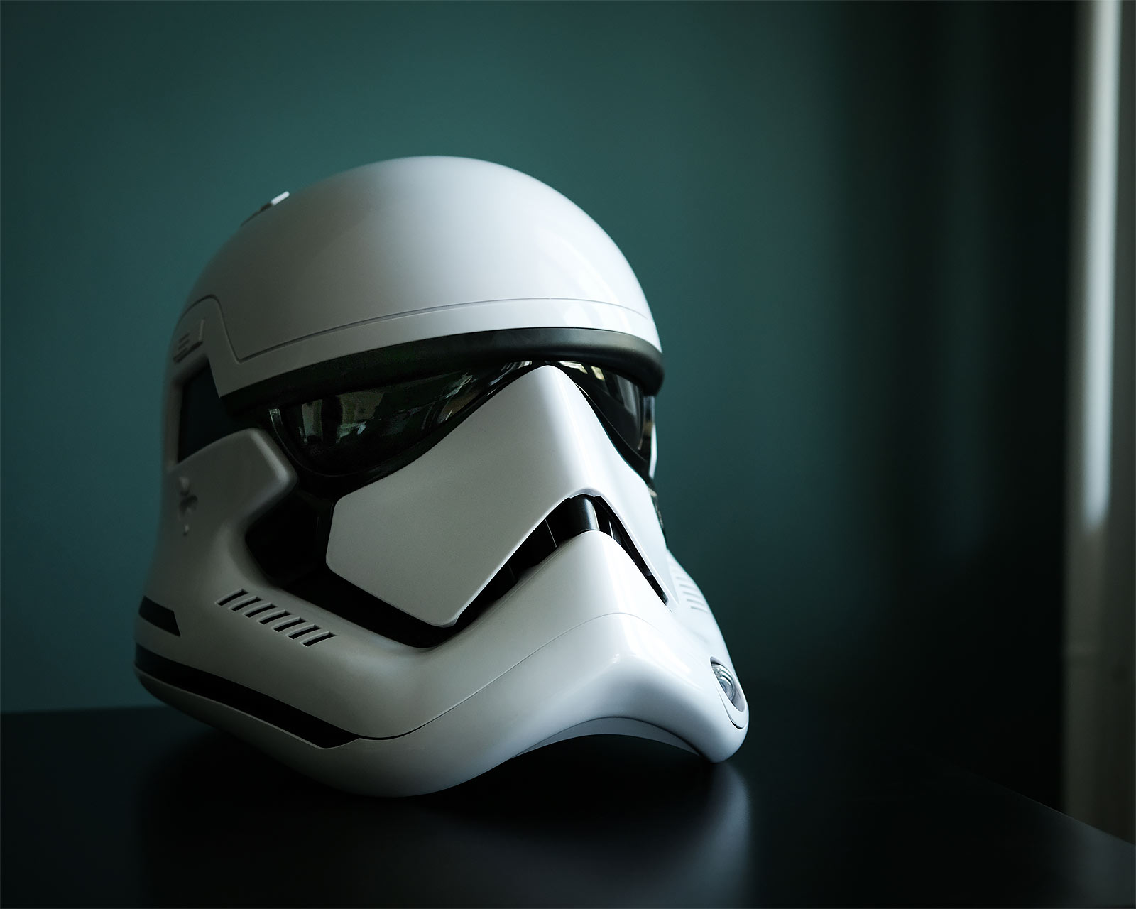 First Order Stormtrooper Helmet Replica with Voice Changer - Star Wars