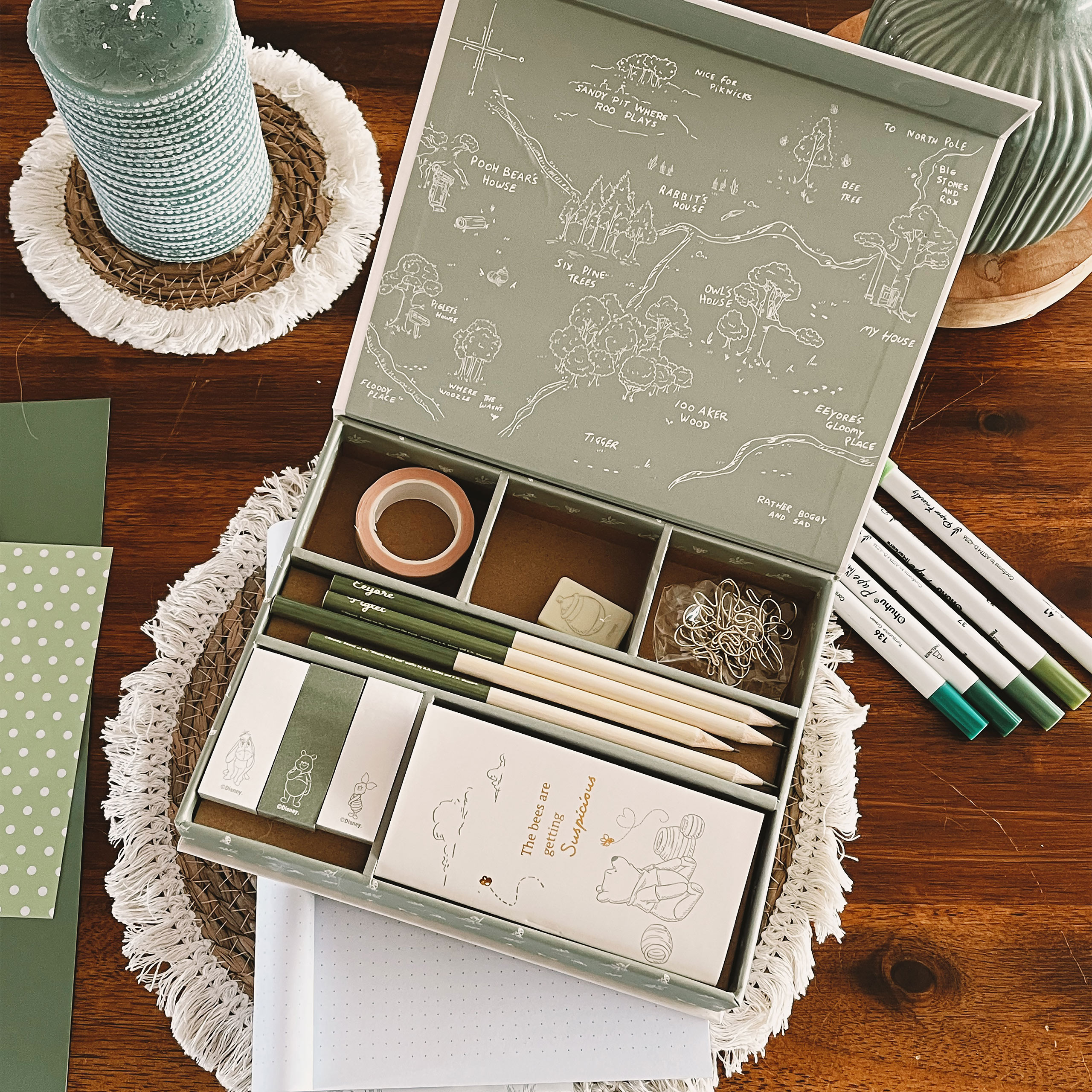 Kubuś Puchatek - Zestaw papierniczy Przyjaciele