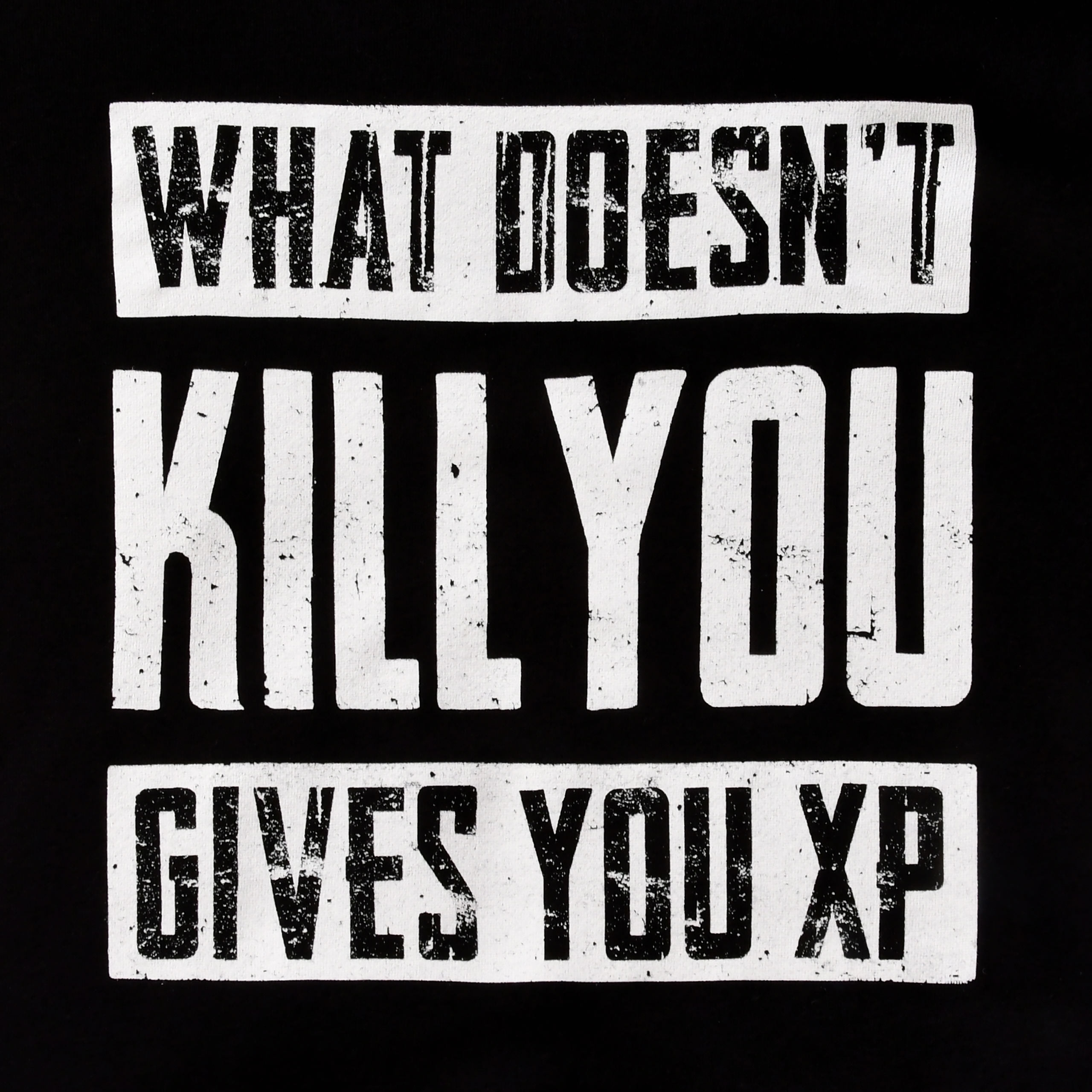 Sweat à capuche noir 'What Doesn't Kill You Gives You XP'