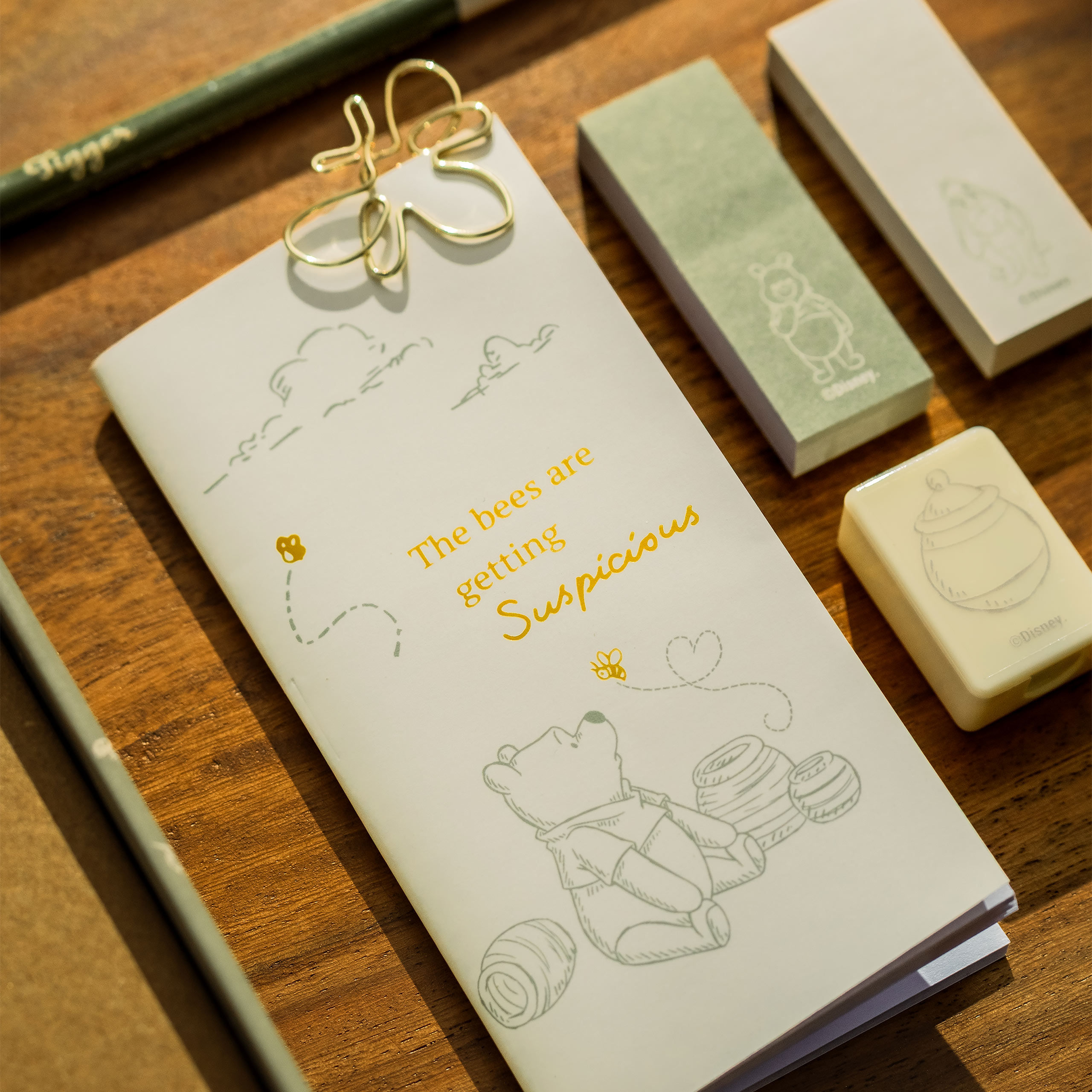 Winnie the Pooh - Friends Stationery Set